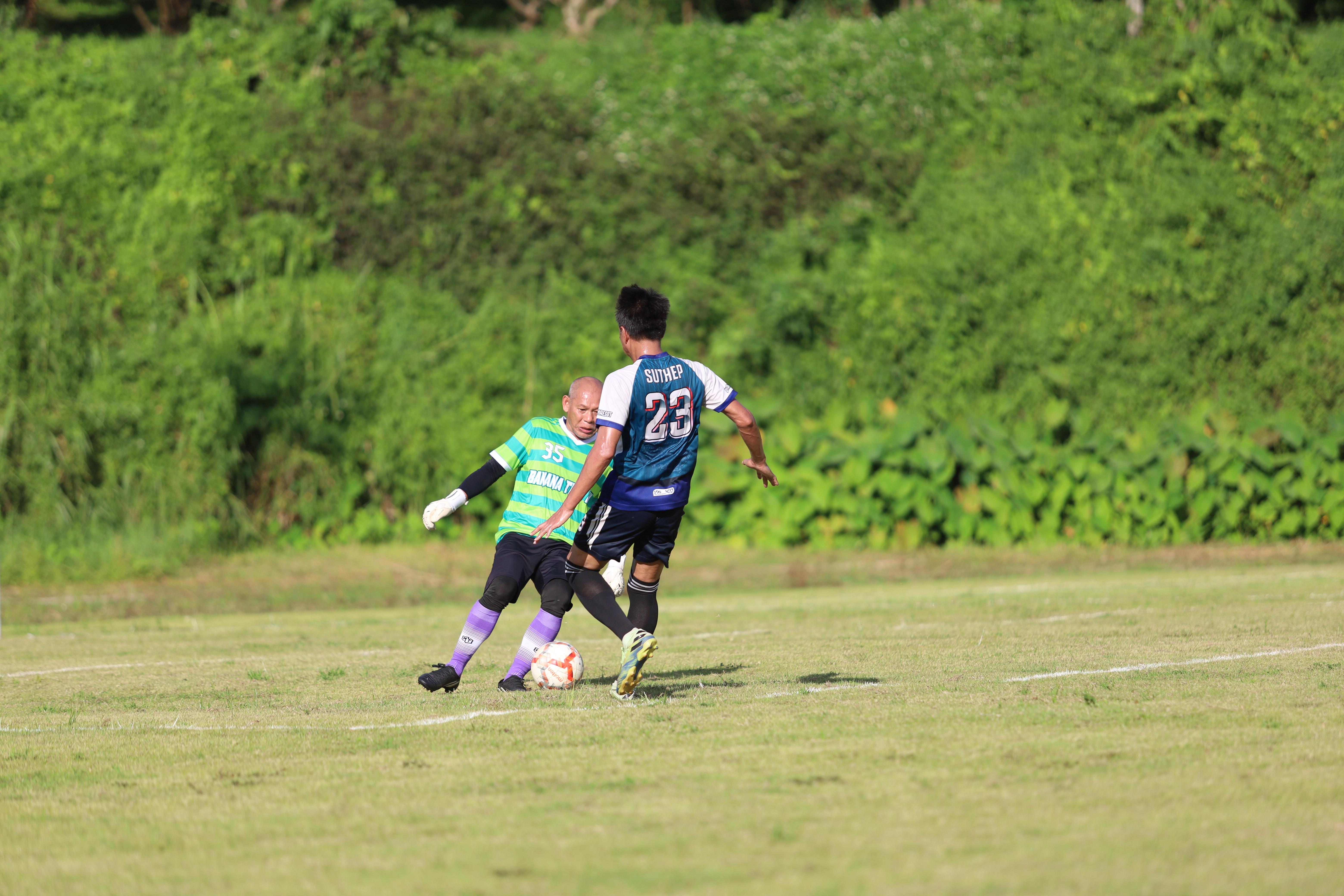 97. การแข่งขันฟุตบอล11คนหน่วยงานคู่ที่4