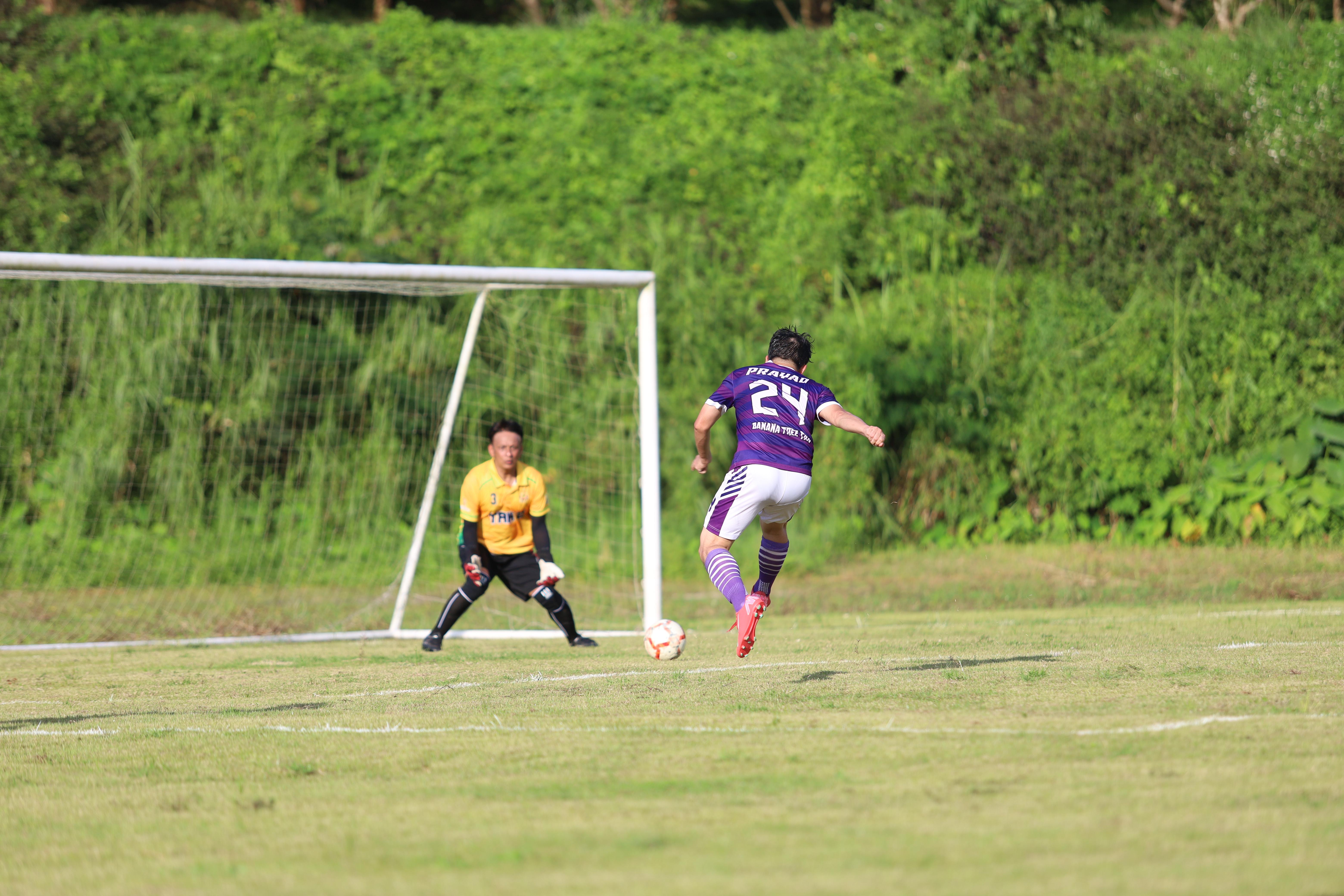 111. การแข่งขันฟุตบอล11คนหน่วยงานคู่ที่4