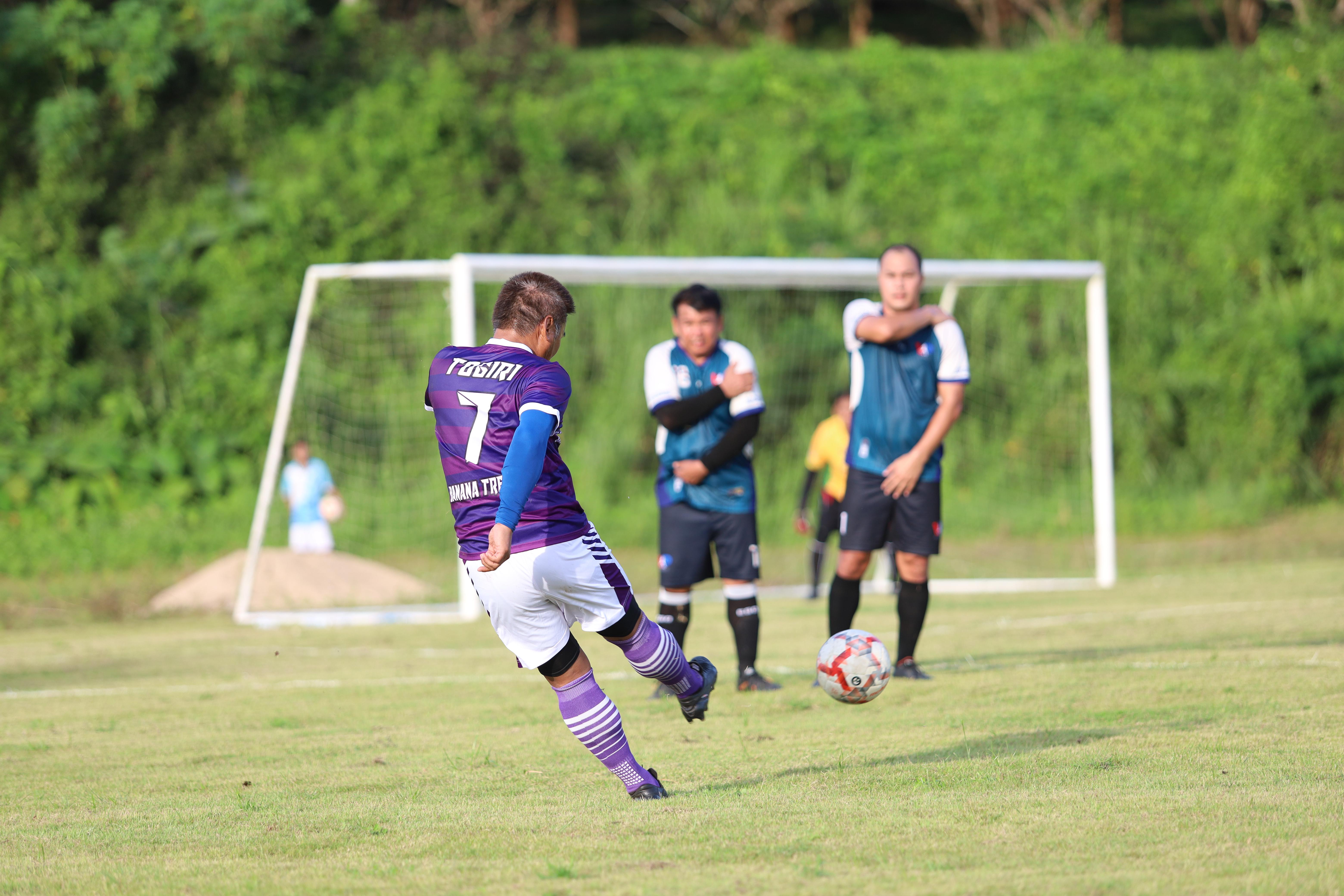 129. การแข่งขันฟุตบอล11คนหน่วยงานคู่ที่4