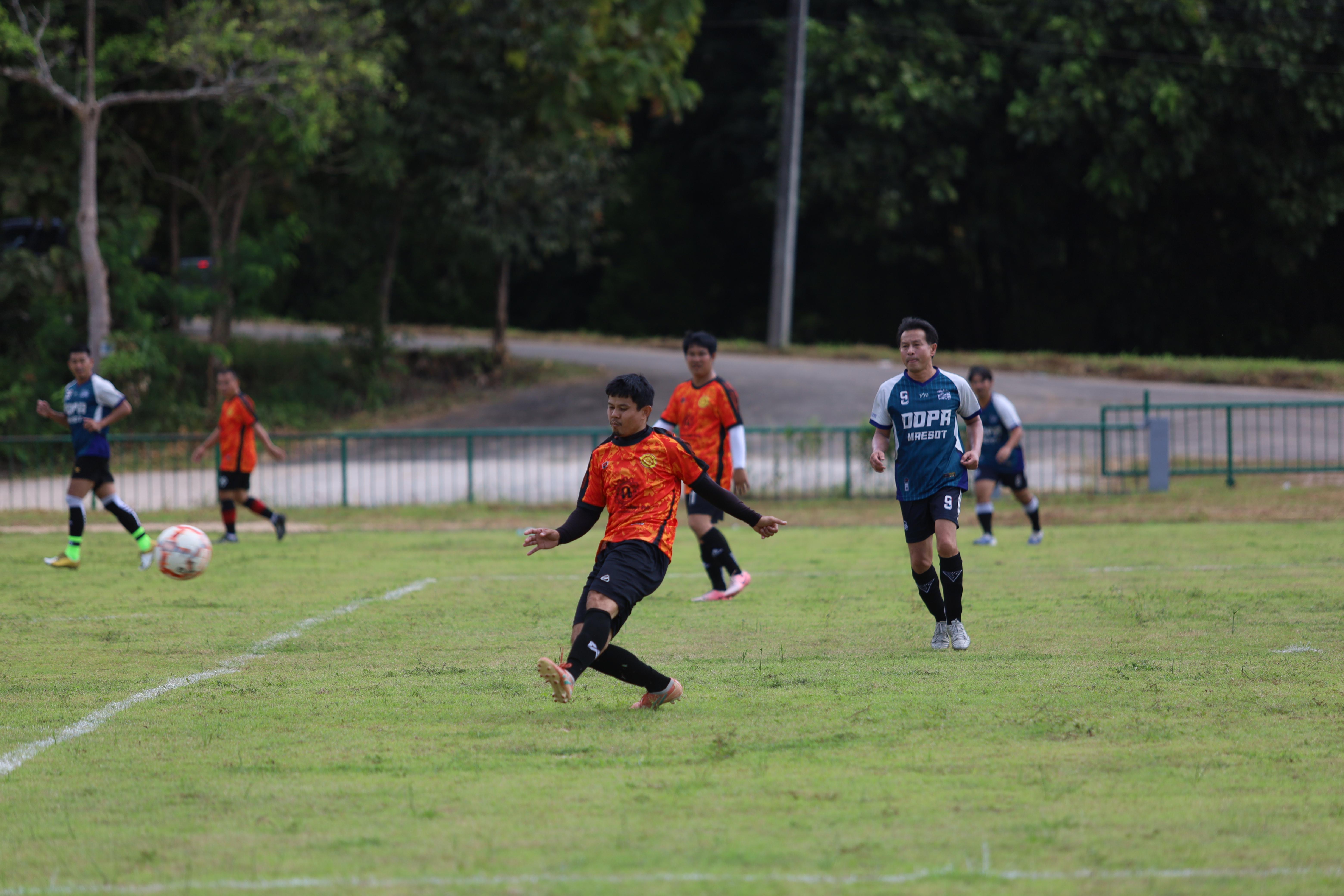 39. การแข่งขันฟุตบอล11คนหน่วยงานคู่ที่6