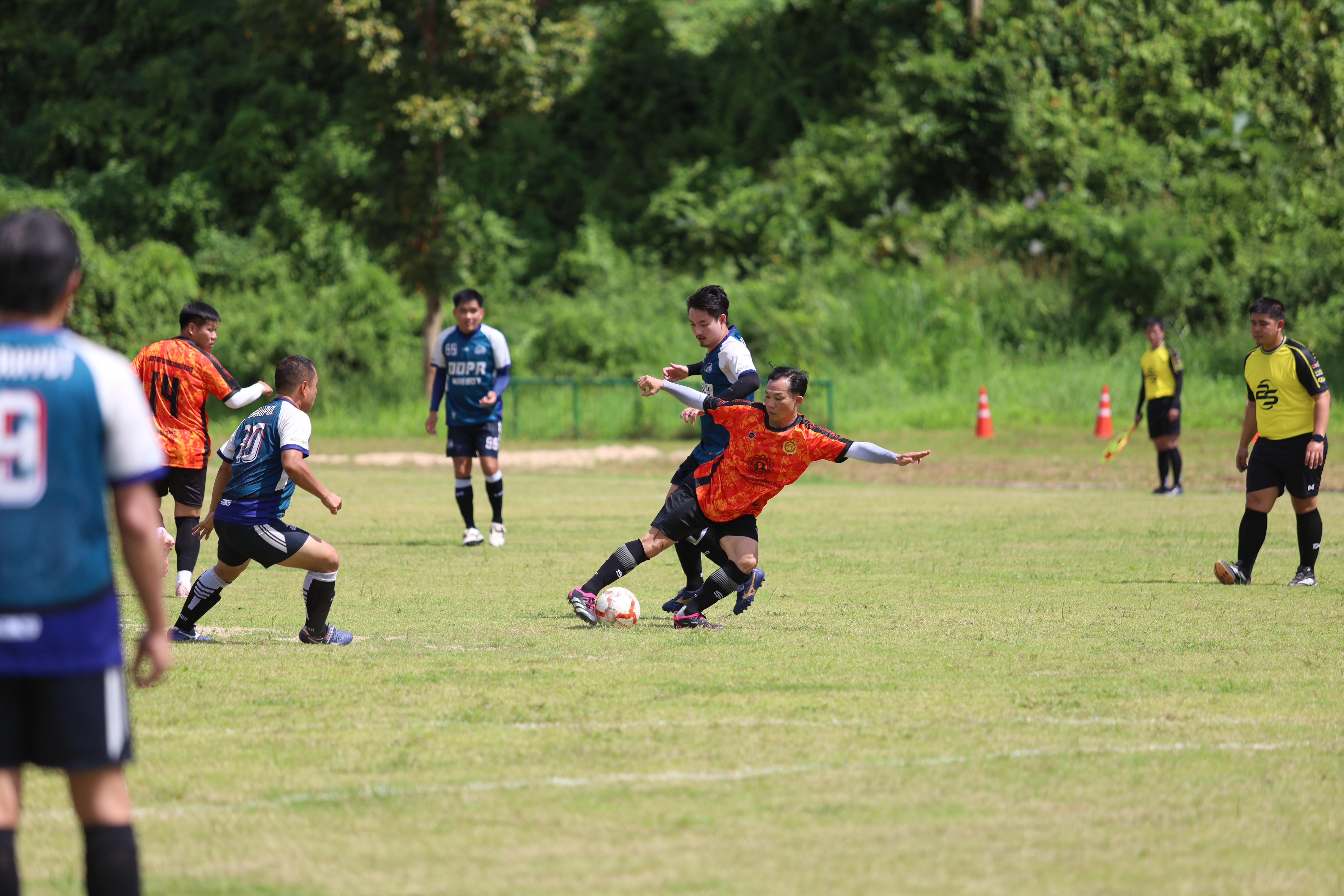 41. การแข่งขันฟุตบอล11คนหน่วยงานคู่ที่6