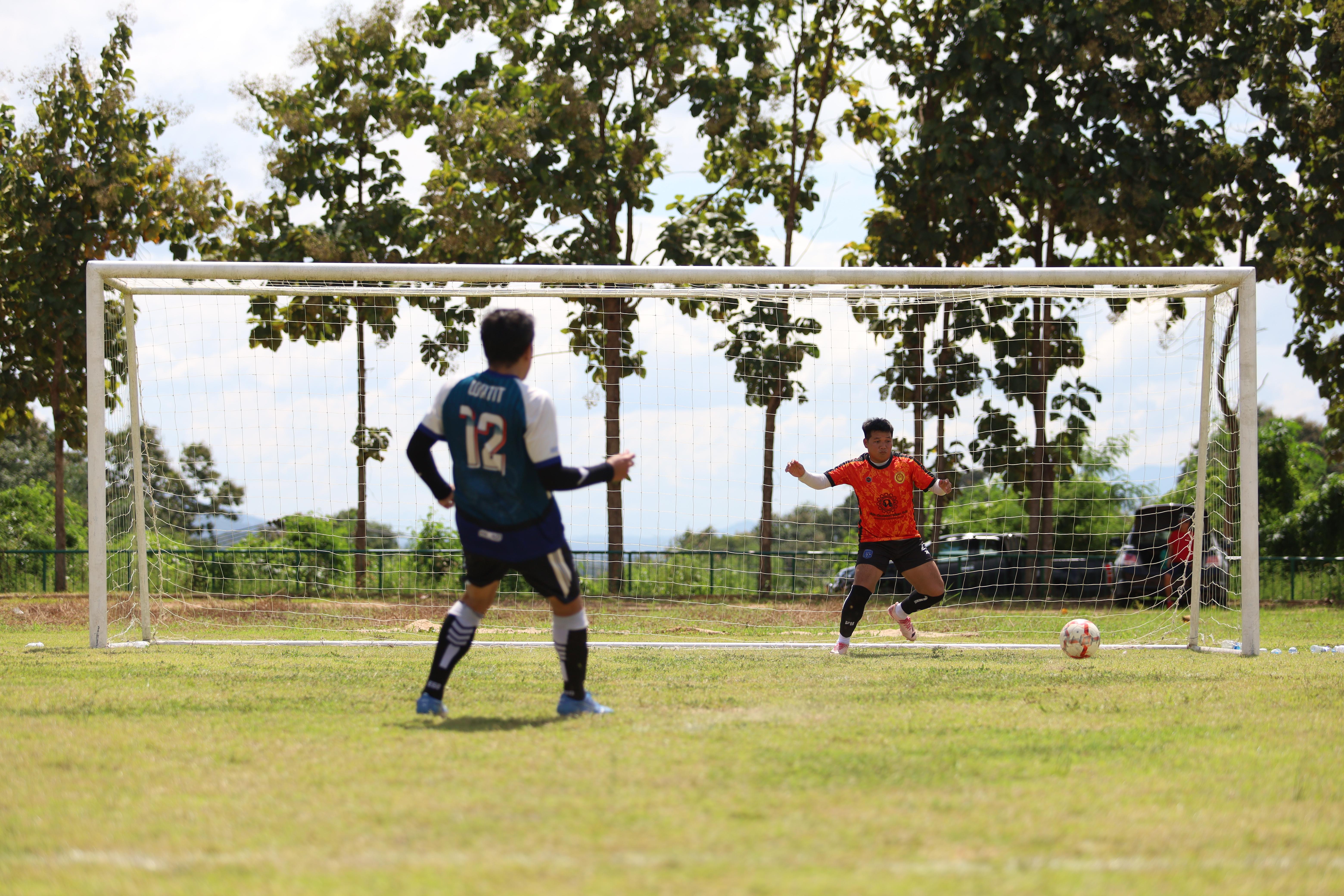 86. การแข่งขันฟุตบอล11คนหน่วยงานคู่ที่6