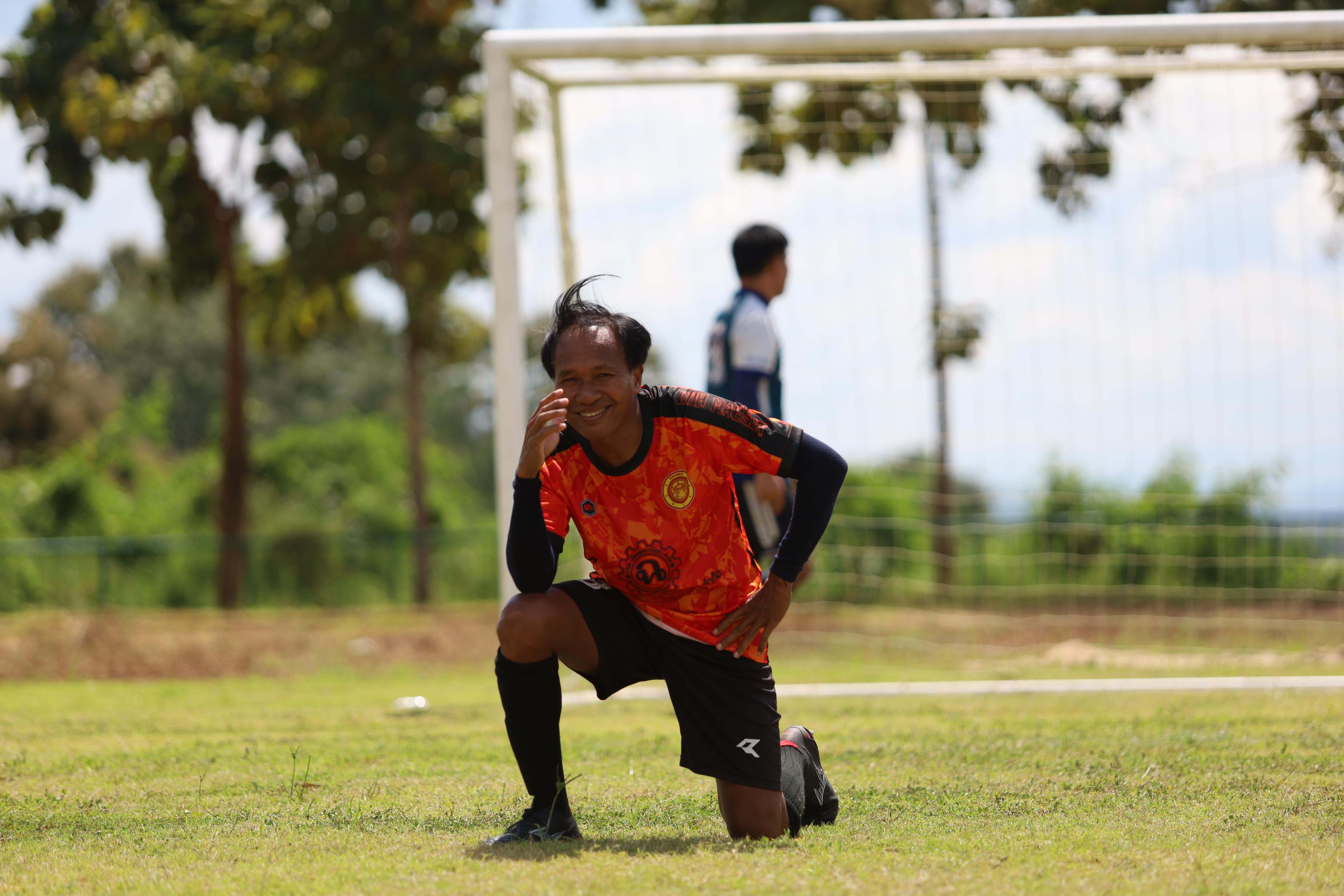 93. การแข่งขันฟุตบอล11คนหน่วยงานคู่ที่6