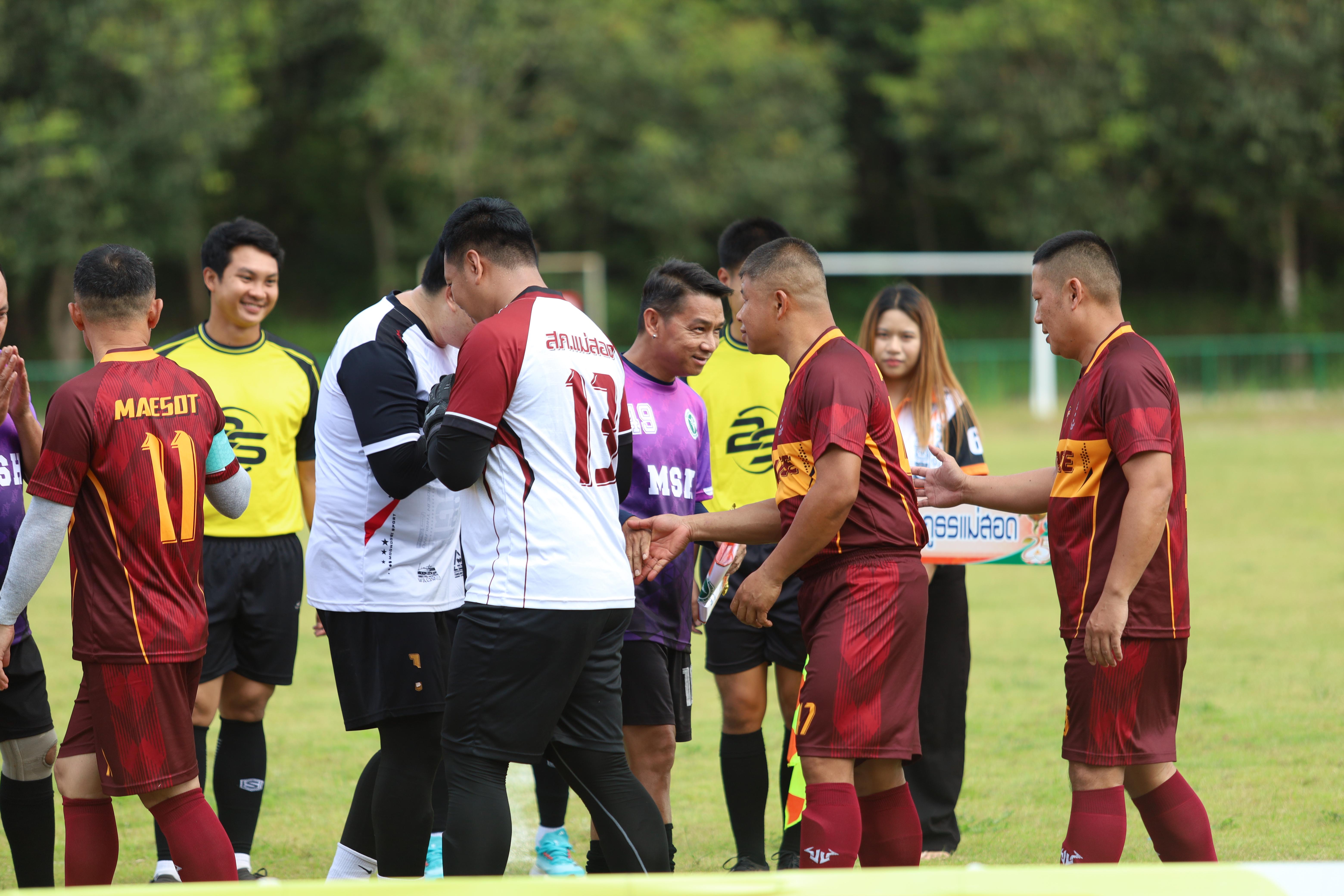 4. สถานีตำรวจภูธรแม่สอด 2:0 โรงพยาบาลแม่สอด