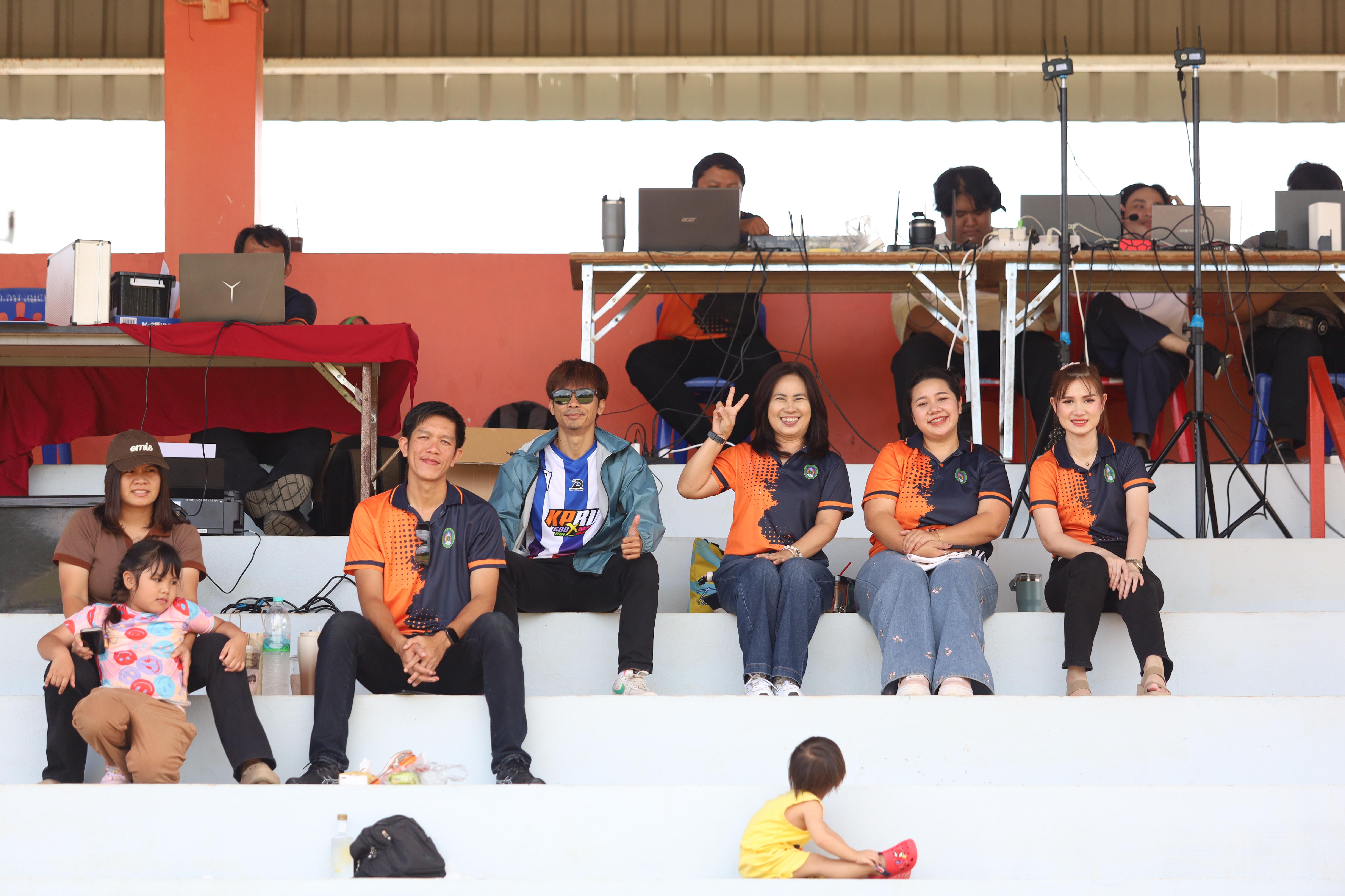 45. งาน25ปีkprums การแข่งขันฟุตบอล11คนหน่วยงานคู่ที่ 7  สถานีตำรวจภูธรแม่สอด 2:0 โรงพยาบาลแม่สอด