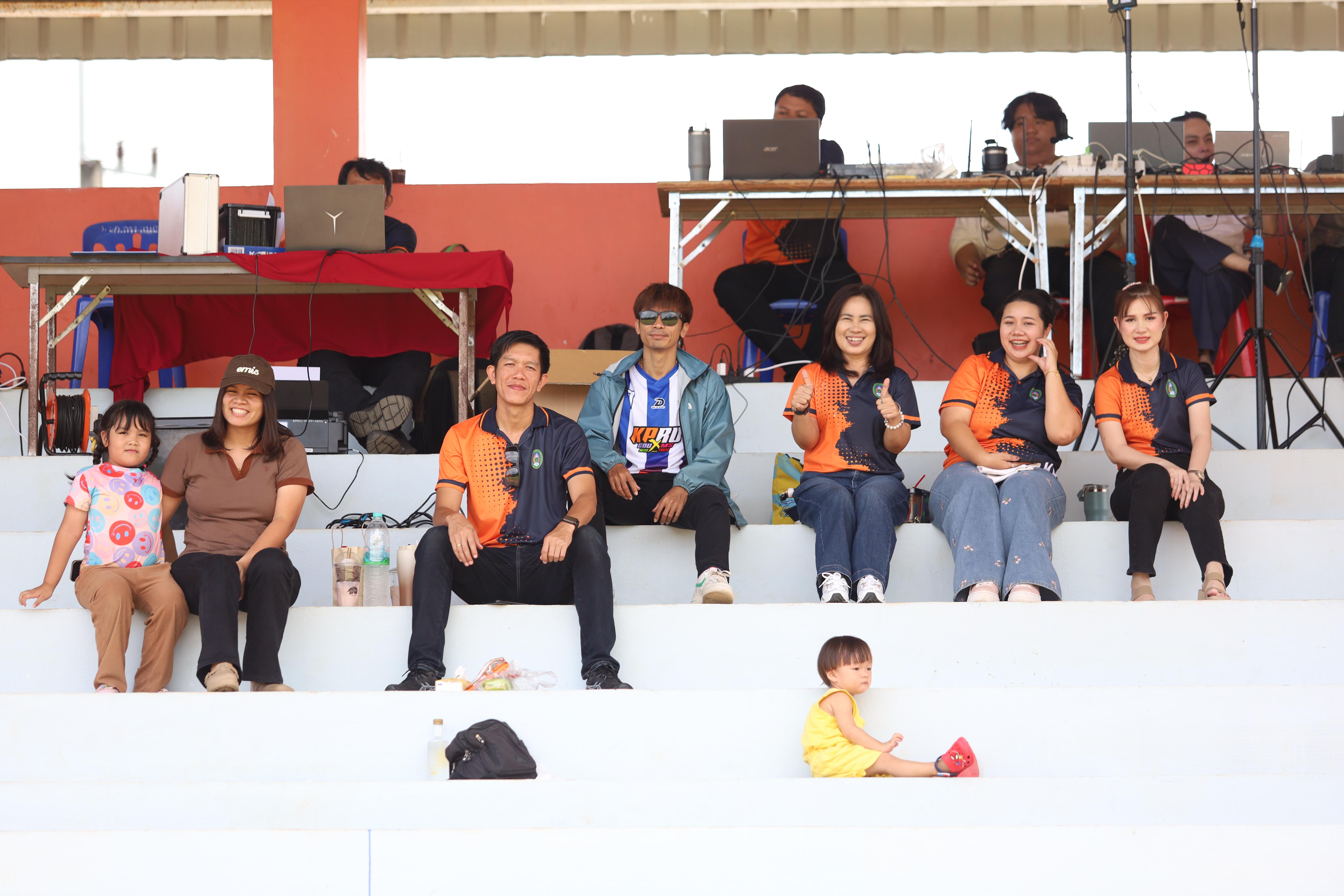 47. งาน25ปีkprums การแข่งขันฟุตบอล11คนหน่วยงานคู่ที่ 7  สถานีตำรวจภูธรแม่สอด 2:0 โรงพยาบาลแม่สอด