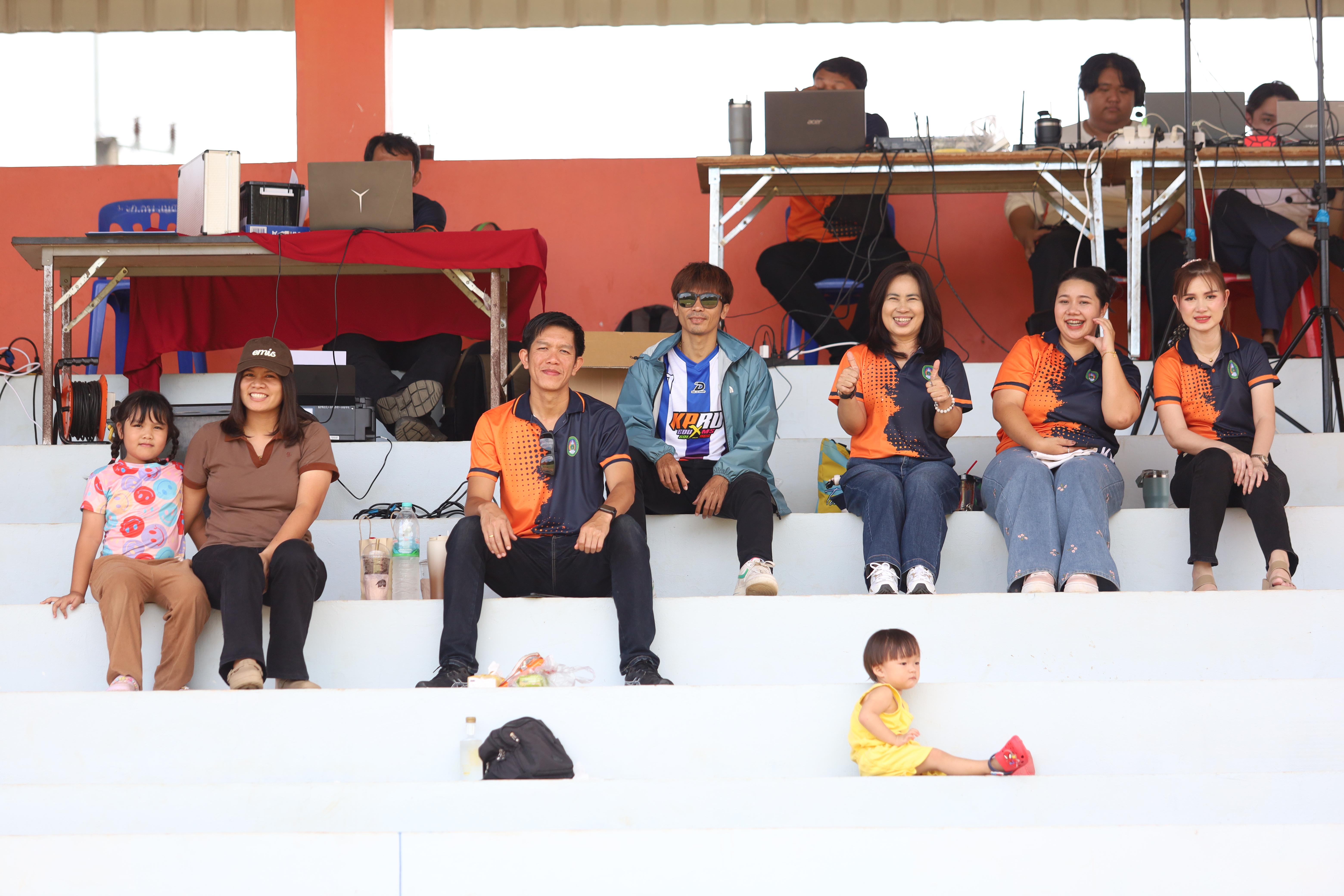 48. งาน25ปีkprums การแข่งขันฟุตบอล11คนหน่วยงานคู่ที่ 7  สถานีตำรวจภูธรแม่สอด 2:0 โรงพยาบาลแม่สอด