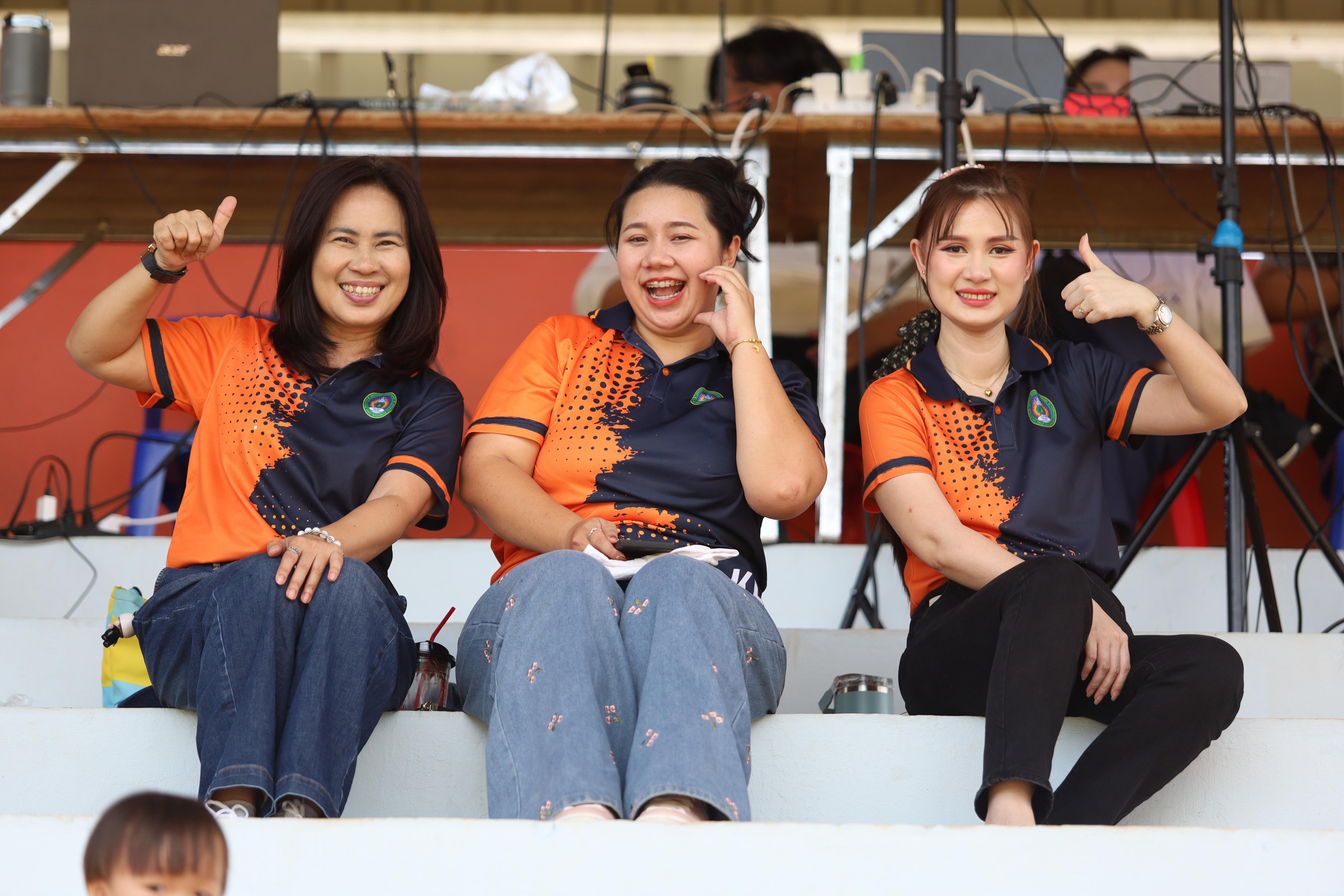 50. งาน25ปีkprums การแข่งขันฟุตบอล11คนหน่วยงานคู่ที่ 7  สถานีตำรวจภูธรแม่สอด 2:0 โรงพยาบาลแม่สอด