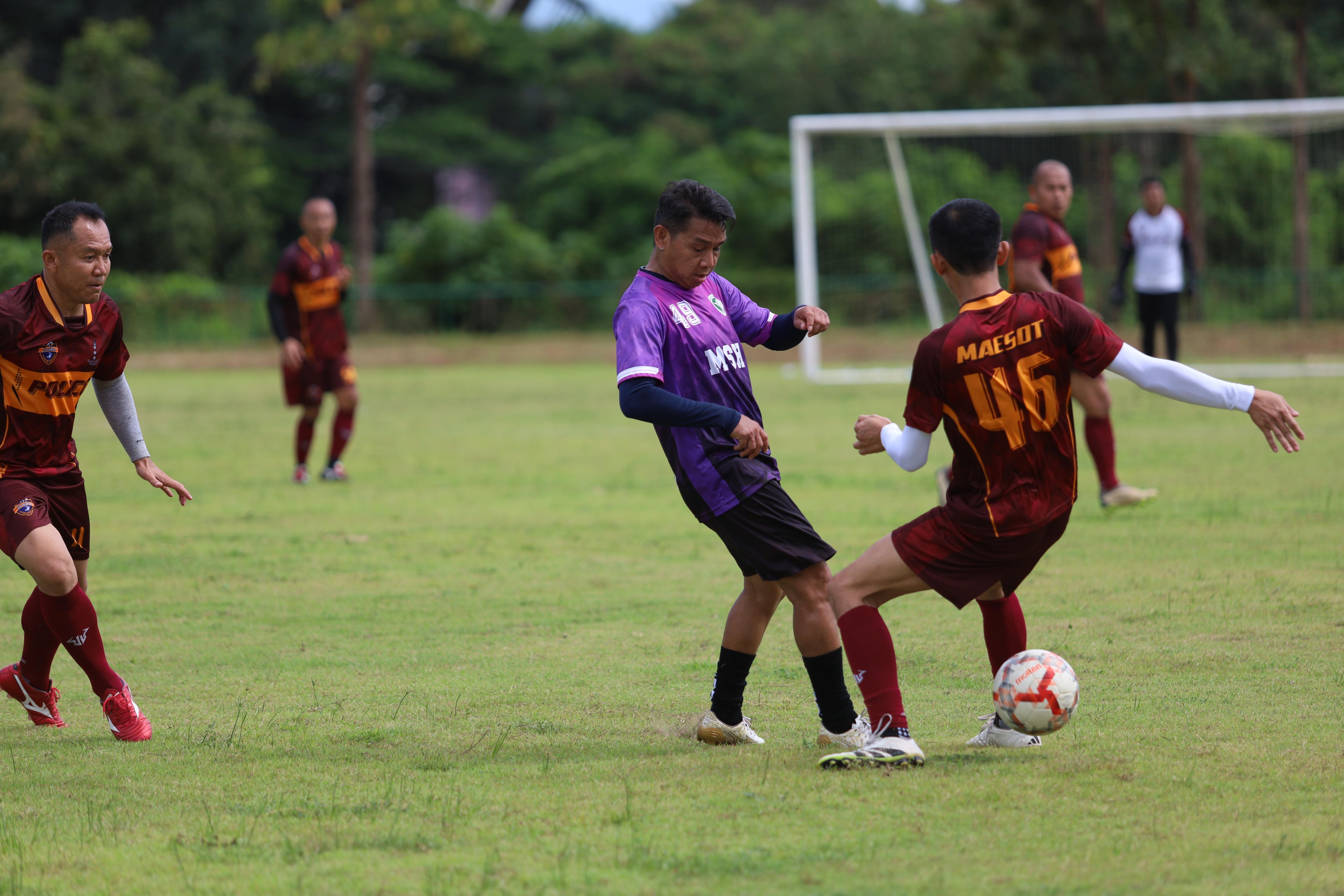 56. งาน25ปีkprums การแข่งขันฟุตบอล11คนหน่วยงานคู่ที่ 7  สถานีตำรวจภูธรแม่สอด 2:0 โรงพยาบาลแม่สอด