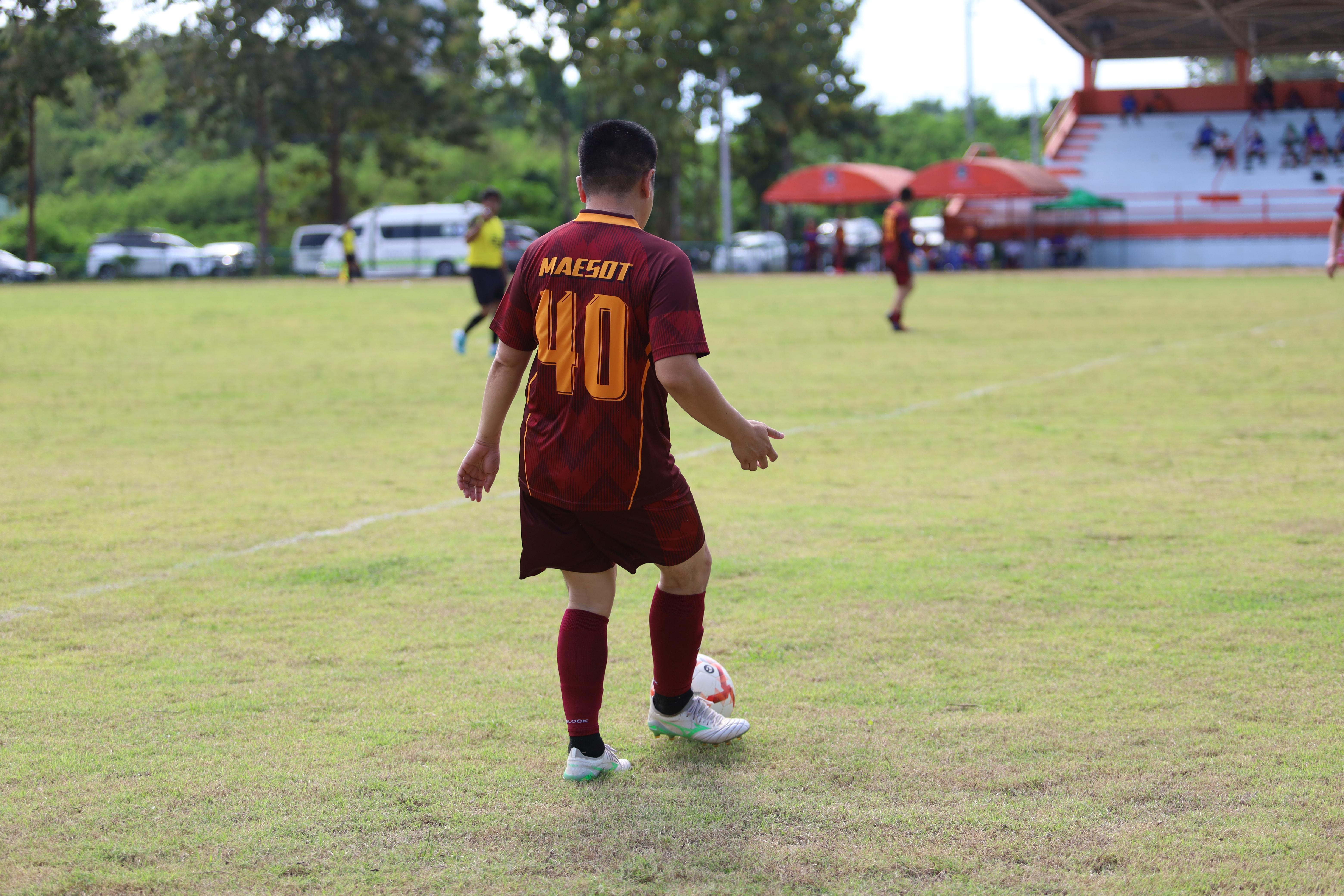 62. งาน25ปีkprums การแข่งขันฟุตบอล11คนหน่วยงานคู่ที่ 7  สถานีตำรวจภูธรแม่สอด 2:0 โรงพยาบาลแม่สอด