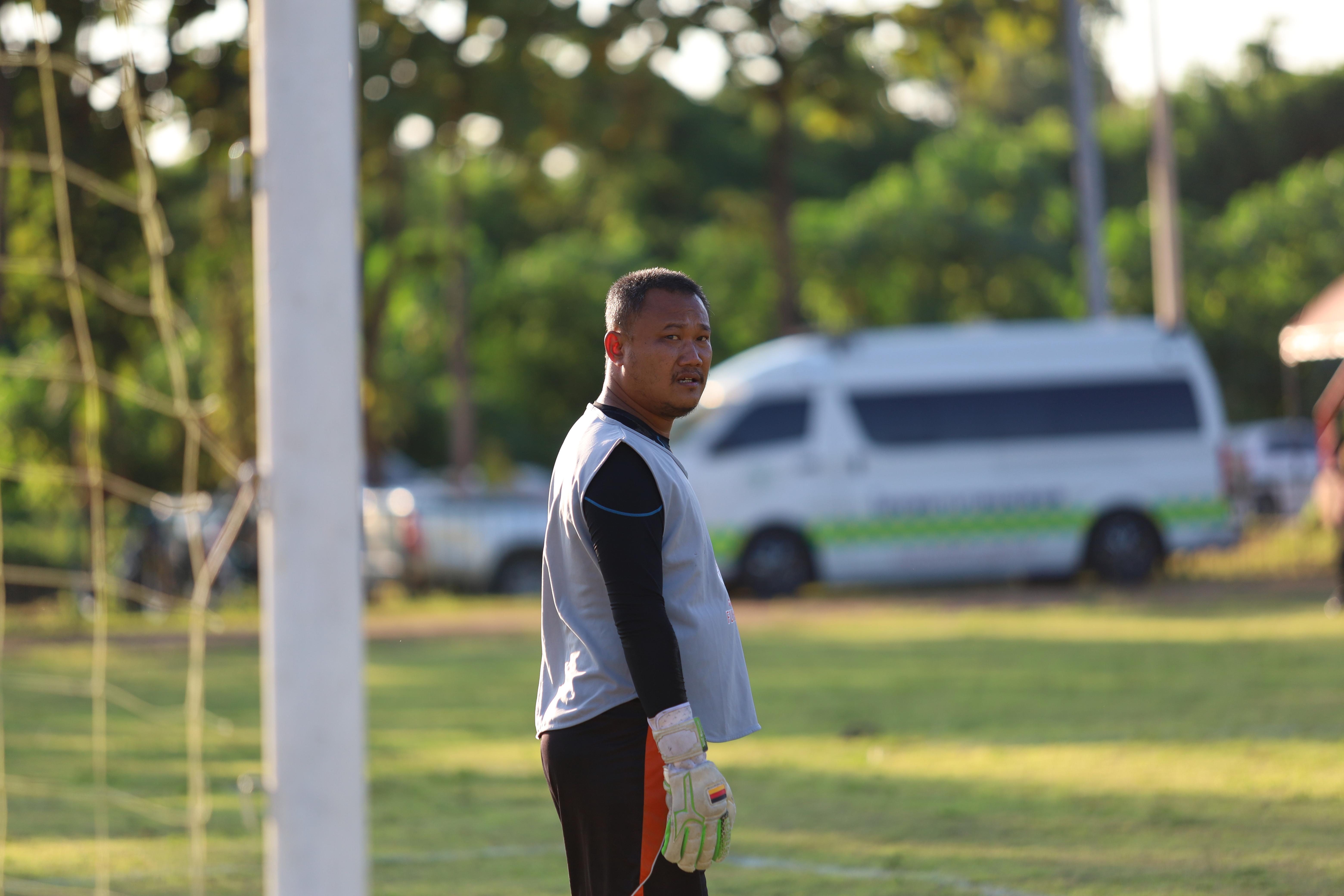 18. ฟุตบอล11คนหน่วยงาน25ปีkprums คู่ที่9