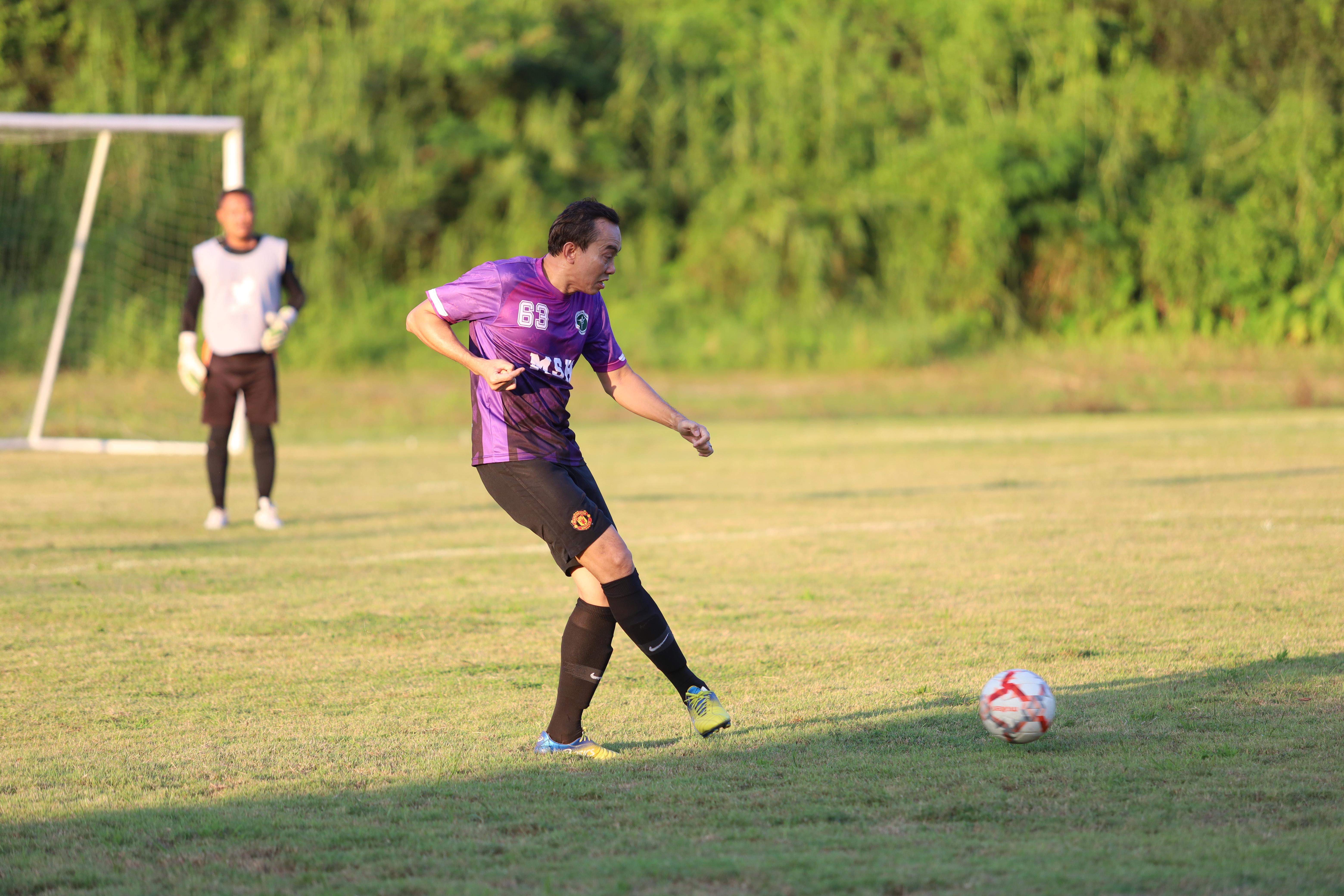 54. ฟุตบอล11คนหน่วยงาน25ปีkprums คู่ที่9