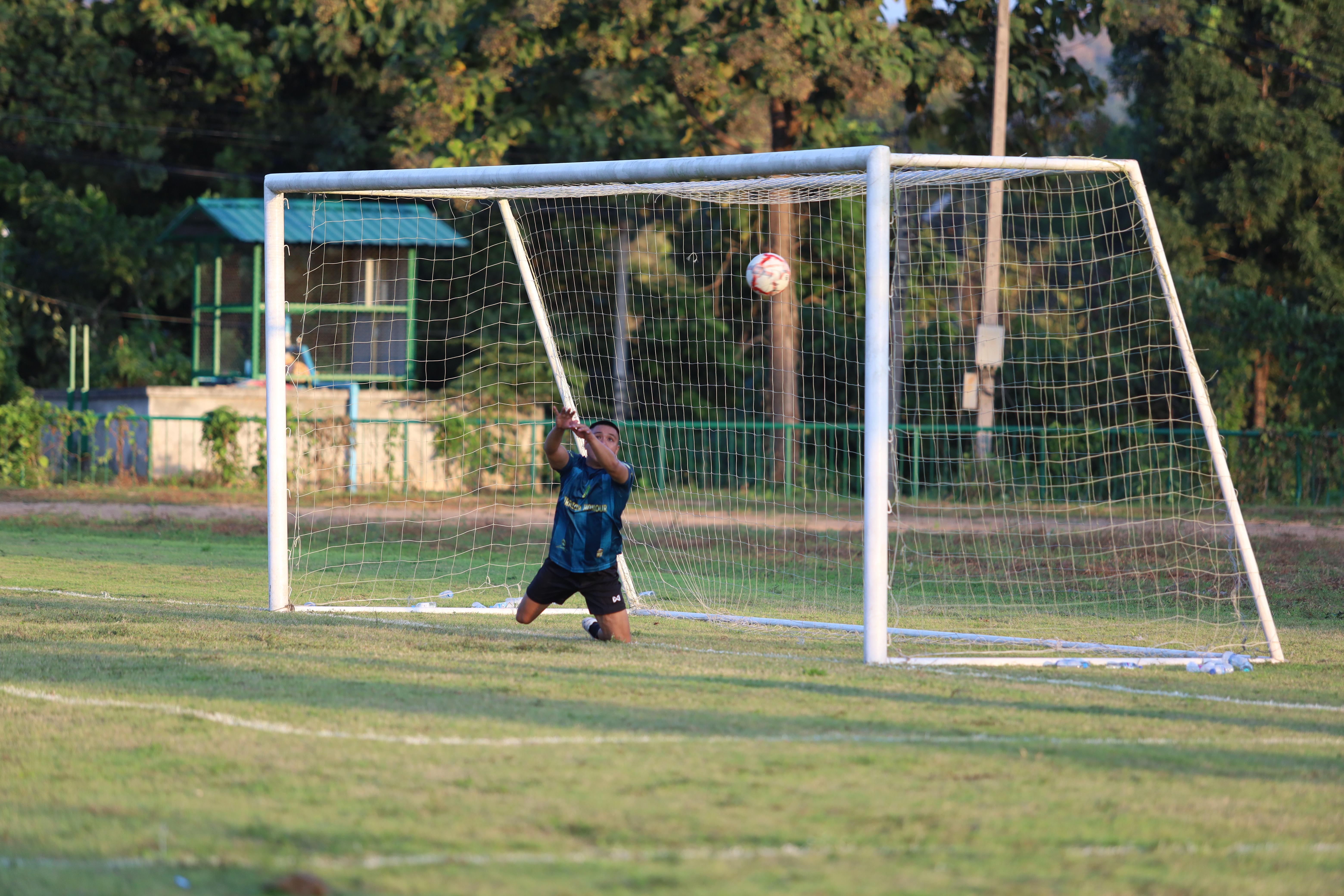 57. ฟุตบอล11คนหน่วยงาน25ปีkprums คู่ที่9