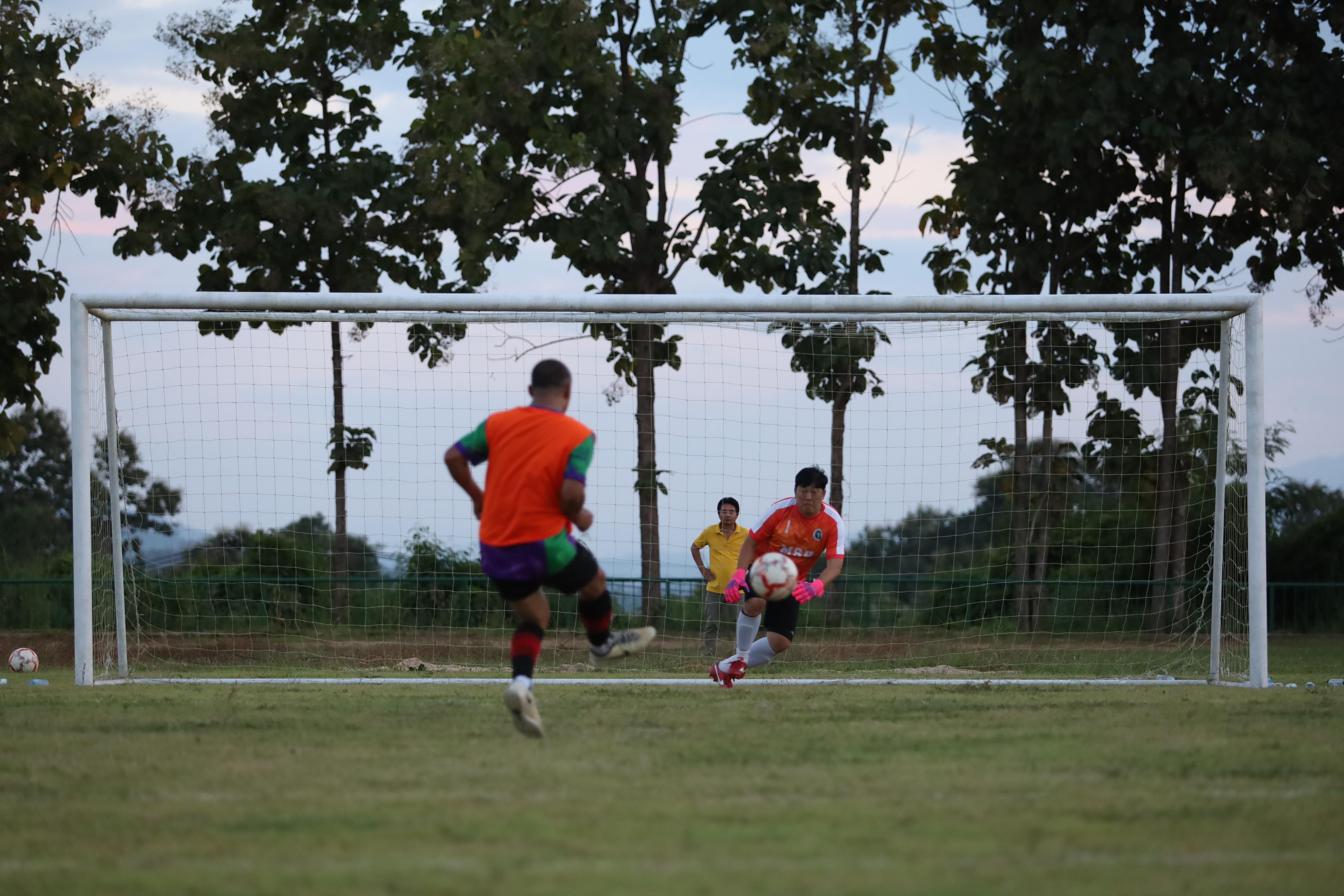 97. ฟุตบอล11คนหน่วยงาน25ปีkprums คู่ที่9