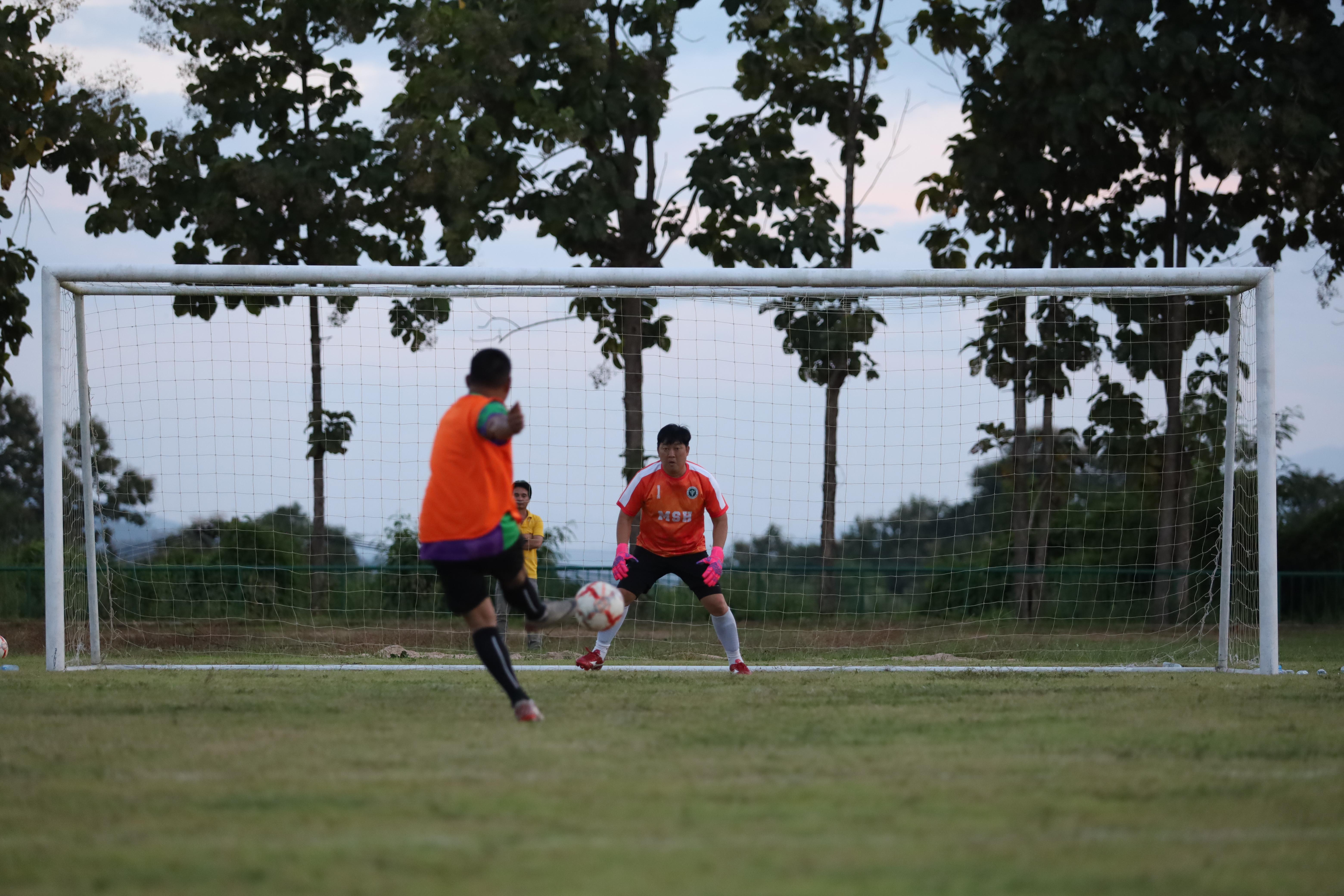 100. ฟุตบอล11คนหน่วยงาน25ปีkprums คู่ที่9