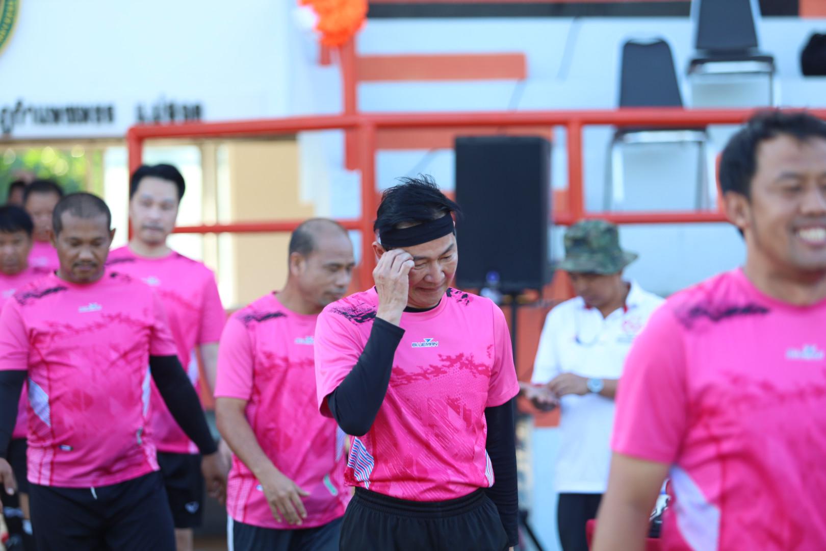 8. ฟุตบอล11คนหน่วยงาน25ปีkprums แขวงทางหลวงตากที่2 แม่สอด 6 : 2 ยุติธรรมแม่สอด + ม.ราชภัฏกำแพงเพชรแม่สอด