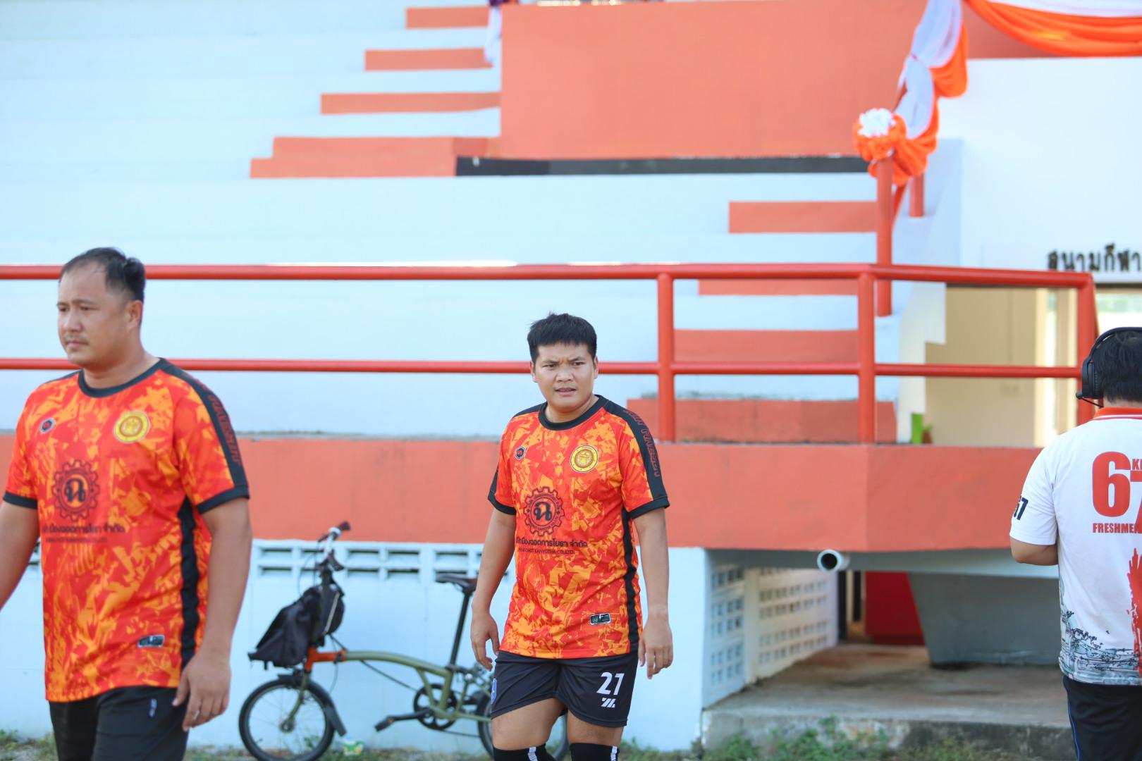 12. ฟุตบอล11คนหน่วยงาน25ปีkprums แขวงทางหลวงตากที่2 แม่สอด 6 : 2 ยุติธรรมแม่สอด + ม.ราชภัฏกำแพงเพชรแม่สอด