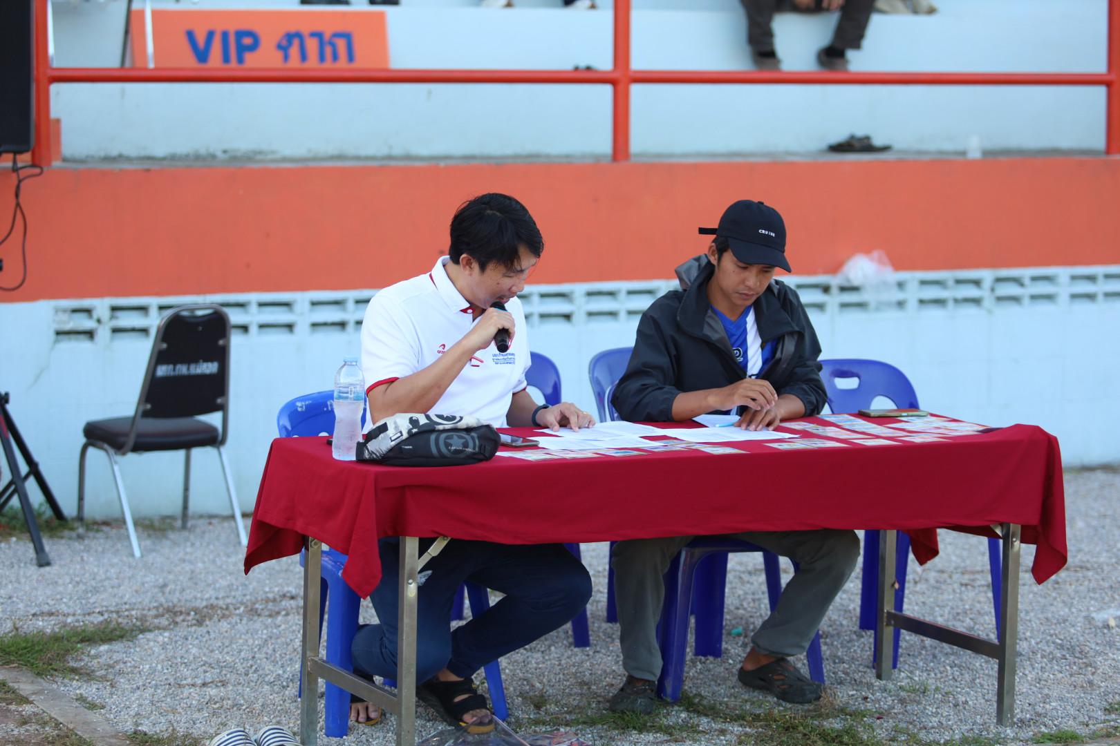 17. ฟุตบอล11คนหน่วยงาน25ปีkprums แขวงทางหลวงตากที่2 แม่สอด 6 : 2 ยุติธรรมแม่สอด + ม.ราชภัฏกำแพงเพชรแม่สอด