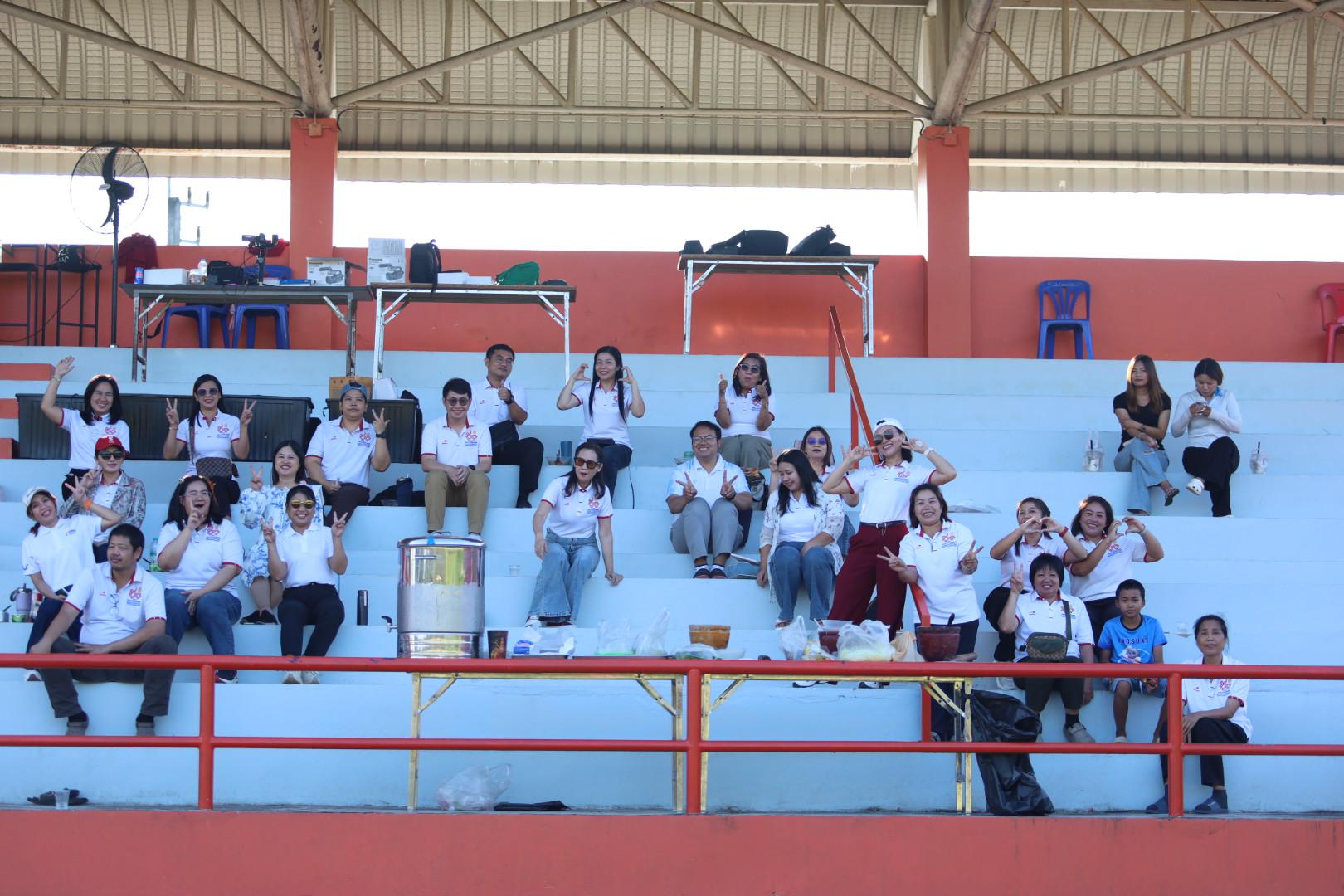 20. ฟุตบอล11คนหน่วยงาน25ปีkprums แขวงทางหลวงตากที่2 แม่สอด 6 : 2 ยุติธรรมแม่สอด + ม.ราชภัฏกำแพงเพชรแม่สอด