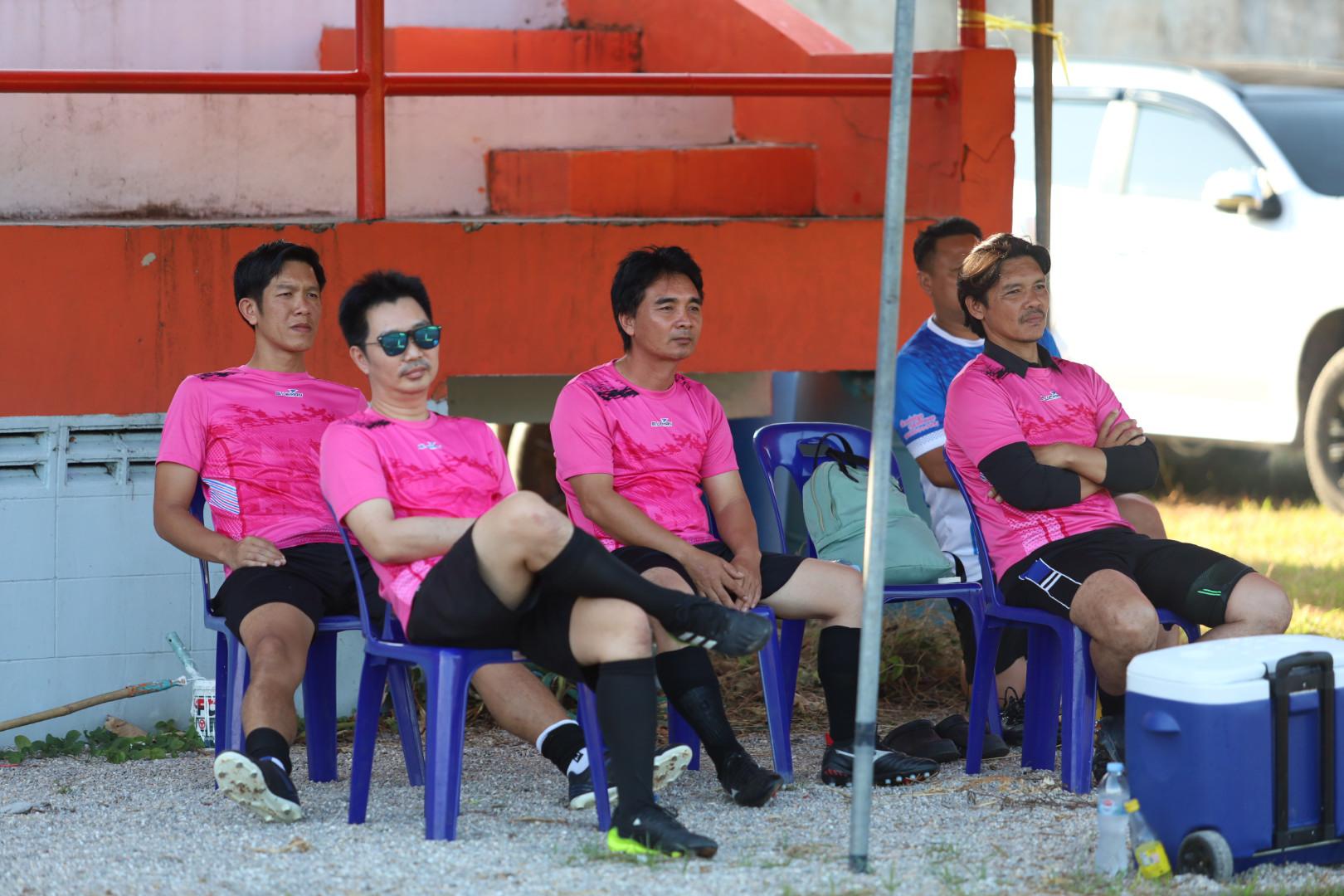 22. ฟุตบอล11คนหน่วยงาน25ปีkprums แขวงทางหลวงตากที่2 แม่สอด 6 : 2 ยุติธรรมแม่สอด + ม.ราชภัฏกำแพงเพชรแม่สอด