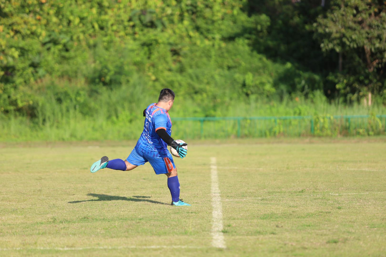 26. ฟุตบอล11คนหน่วยงาน25ปีkprums แขวงทางหลวงตากที่2 แม่สอด 6 : 2 ยุติธรรมแม่สอด + ม.ราชภัฏกำแพงเพชรแม่สอด