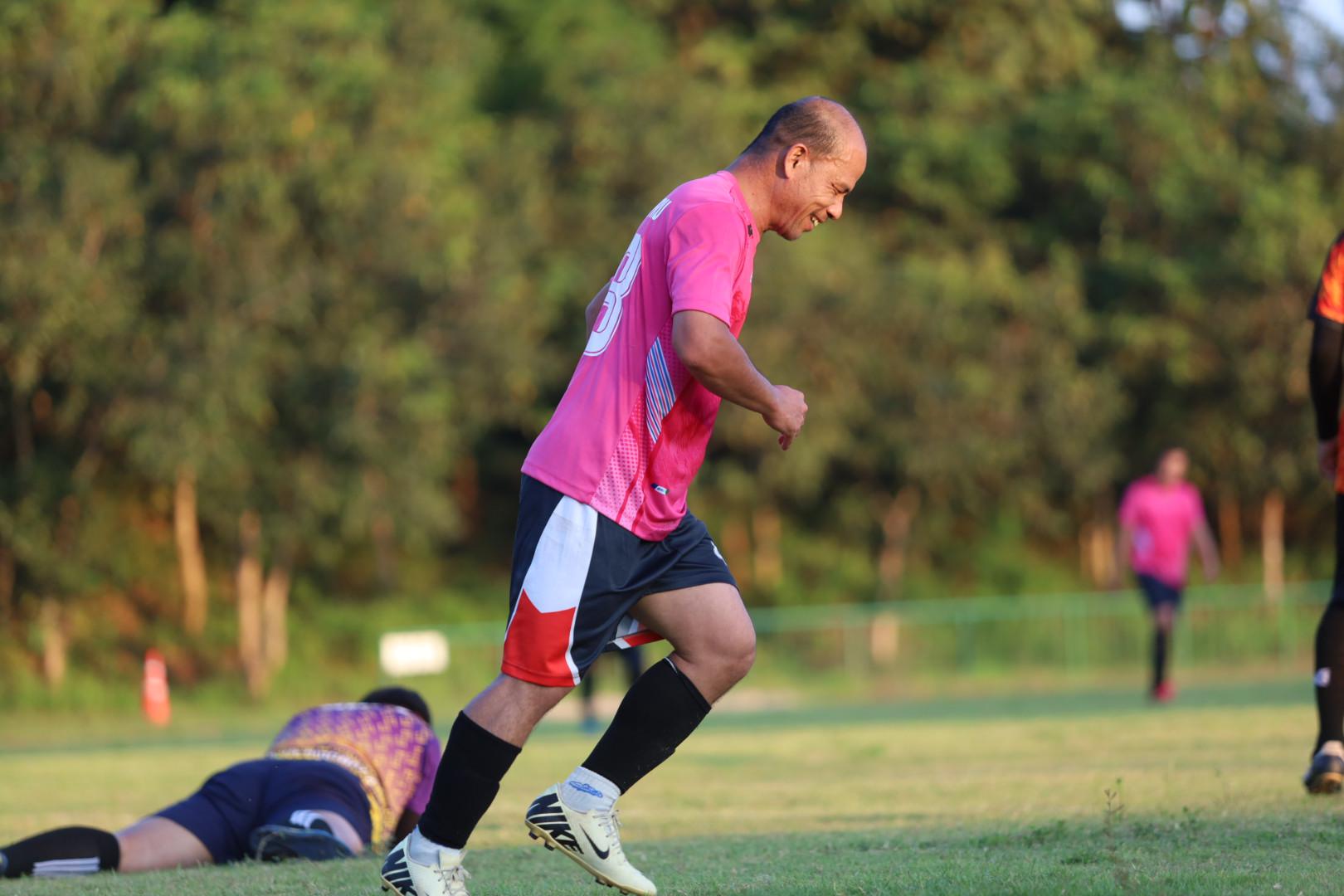 62. ฟุตบอล11คนหน่วยงาน25ปีkprums แขวงทางหลวงตากที่2 แม่สอด 6 : 2 ยุติธรรมแม่สอด + ม.ราชภัฏกำแพงเพชรแม่สอด