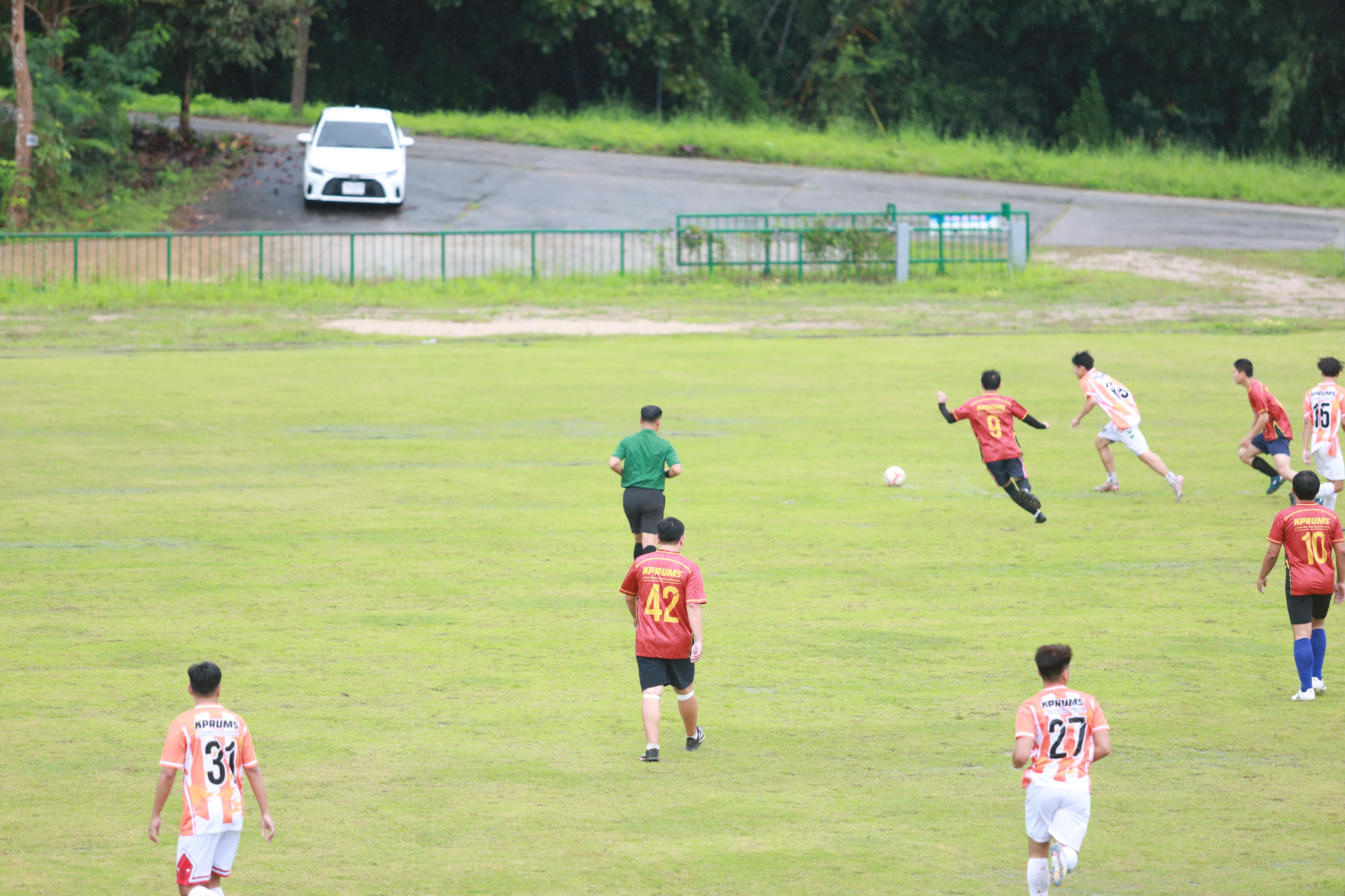 64. การแข่งขันกีฬาฟุตบอลสานสัมพันธ์ศิษย์เก่า