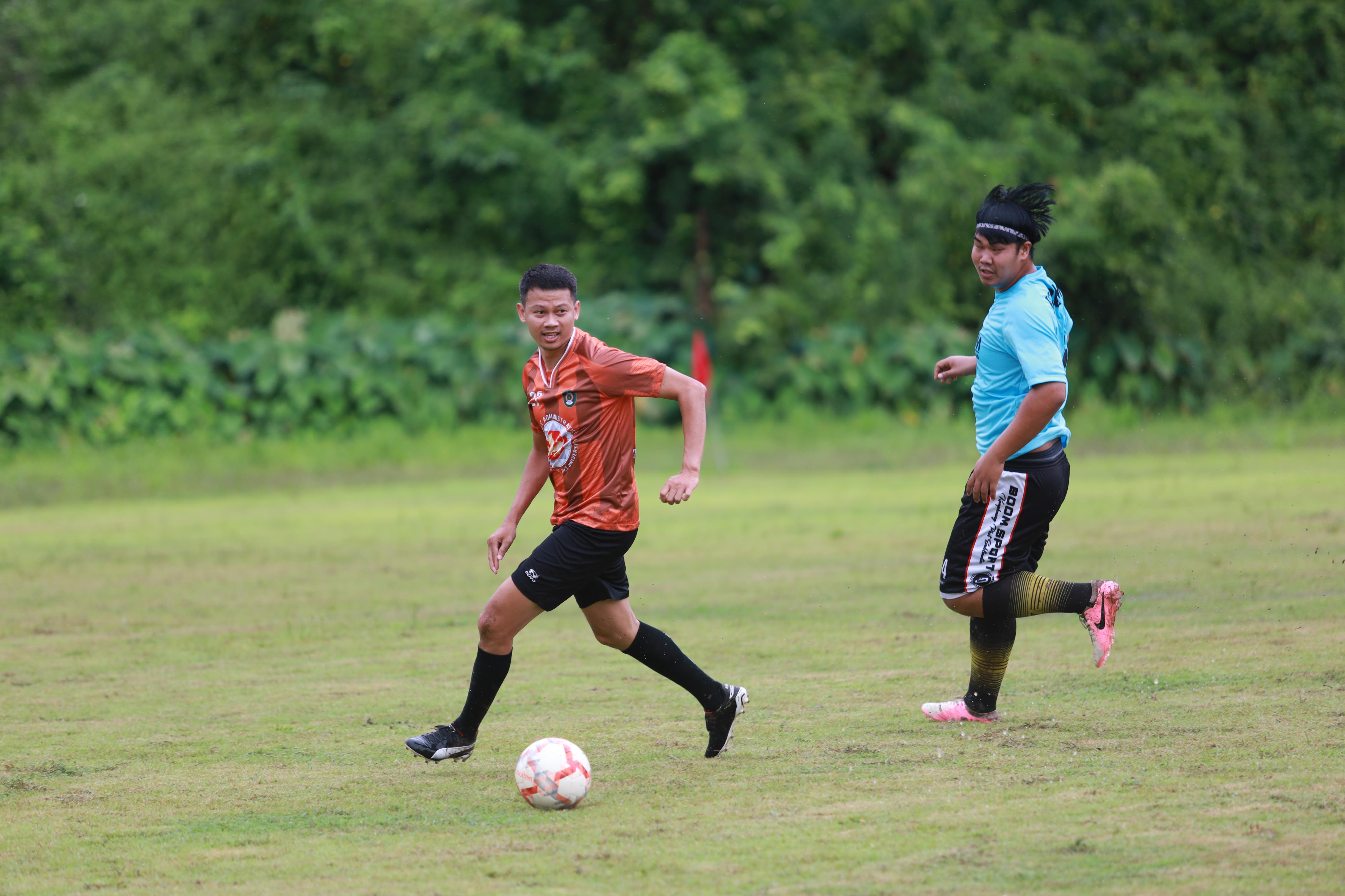 111. การแข่งขันกีฬาฟุตบอลสานสัมพันธ์ศิษย์เก่า