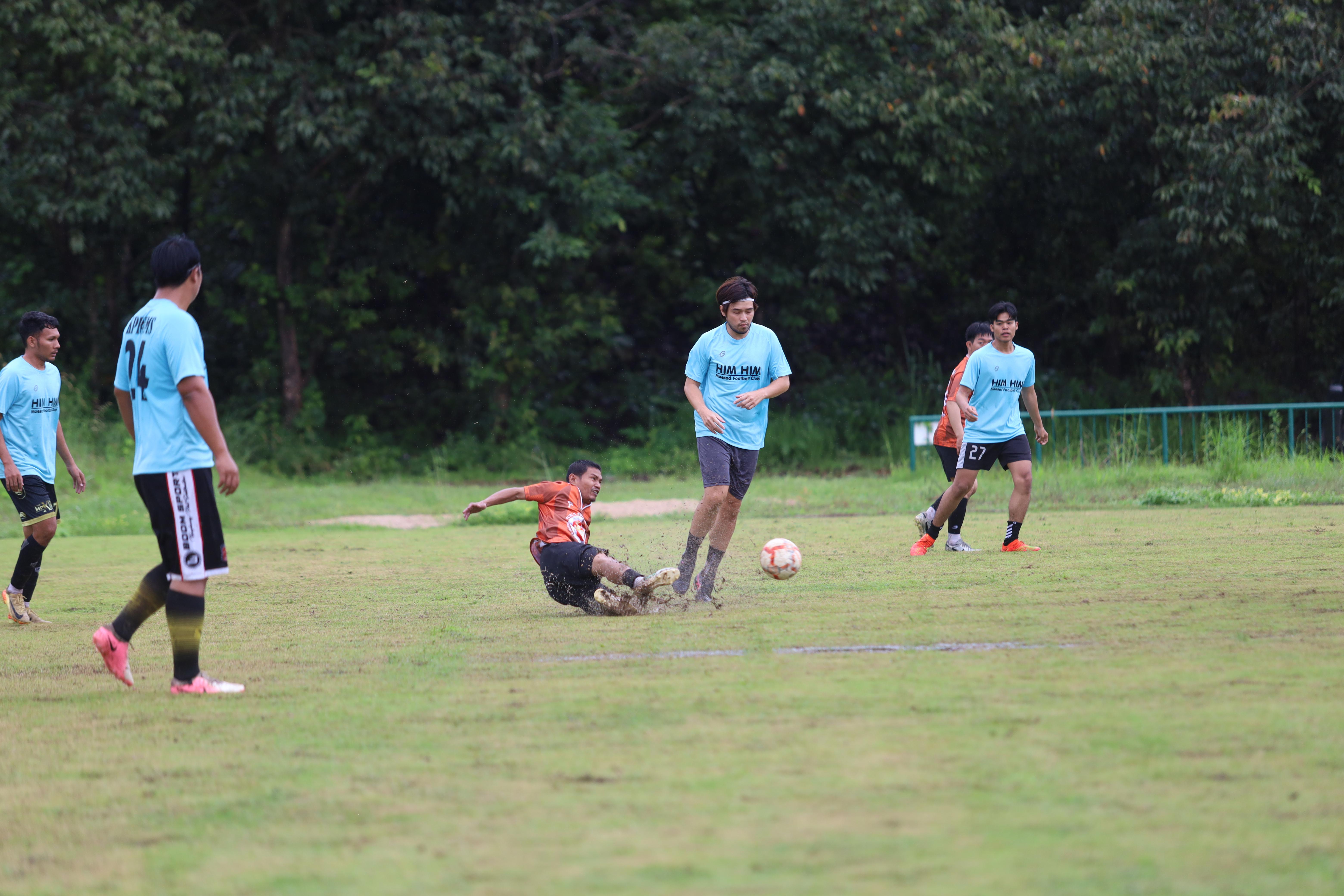 115. การแข่งขันกีฬาฟุตบอลสานสัมพันธ์ศิษย์เก่า