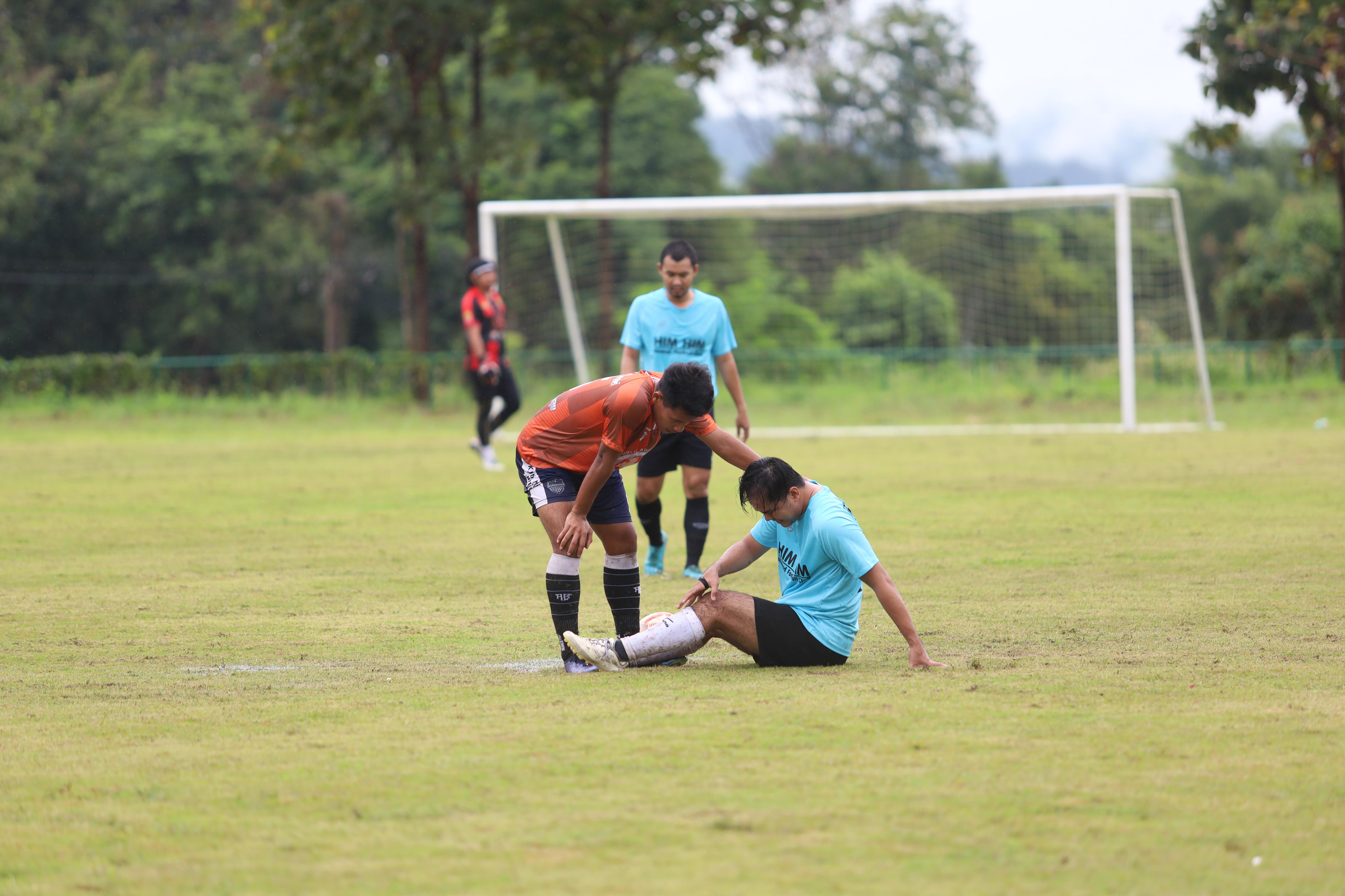 118. การแข่งขันกีฬาฟุตบอลสานสัมพันธ์ศิษย์เก่า