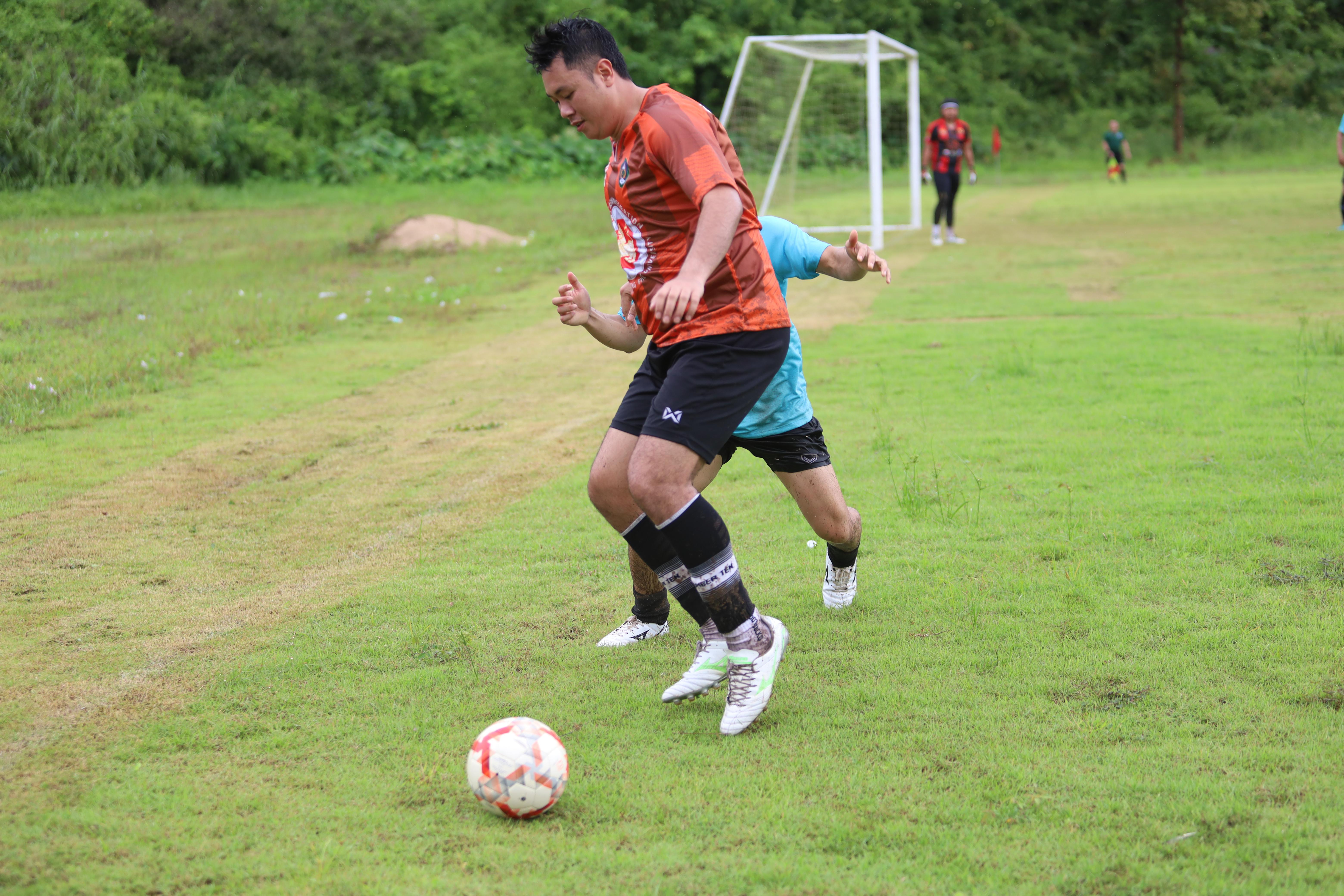 136. การแข่งขันกีฬาฟุตบอลสานสัมพันธ์ศิษย์เก่า