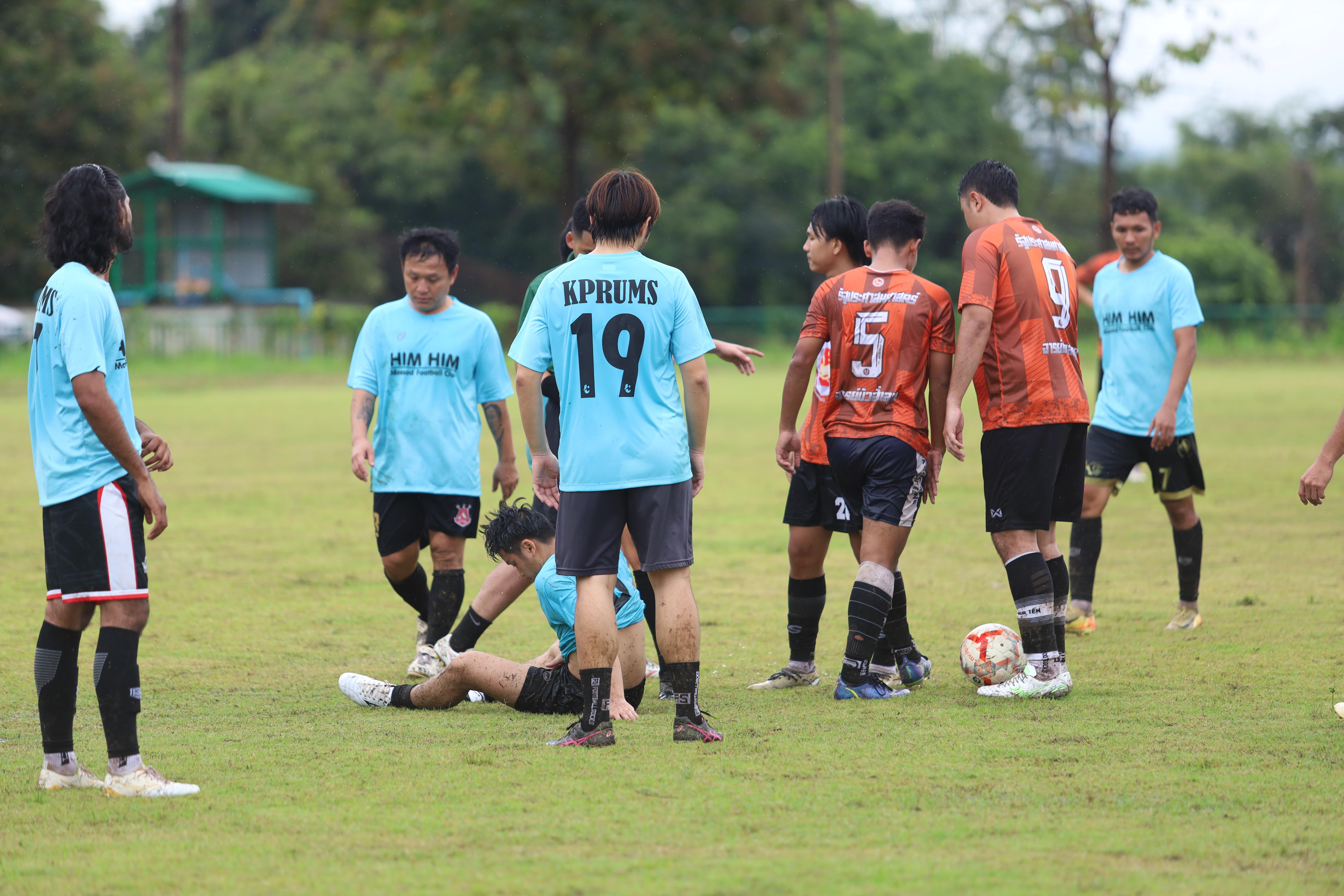 140. การแข่งขันกีฬาฟุตบอลสานสัมพันธ์ศิษย์เก่า