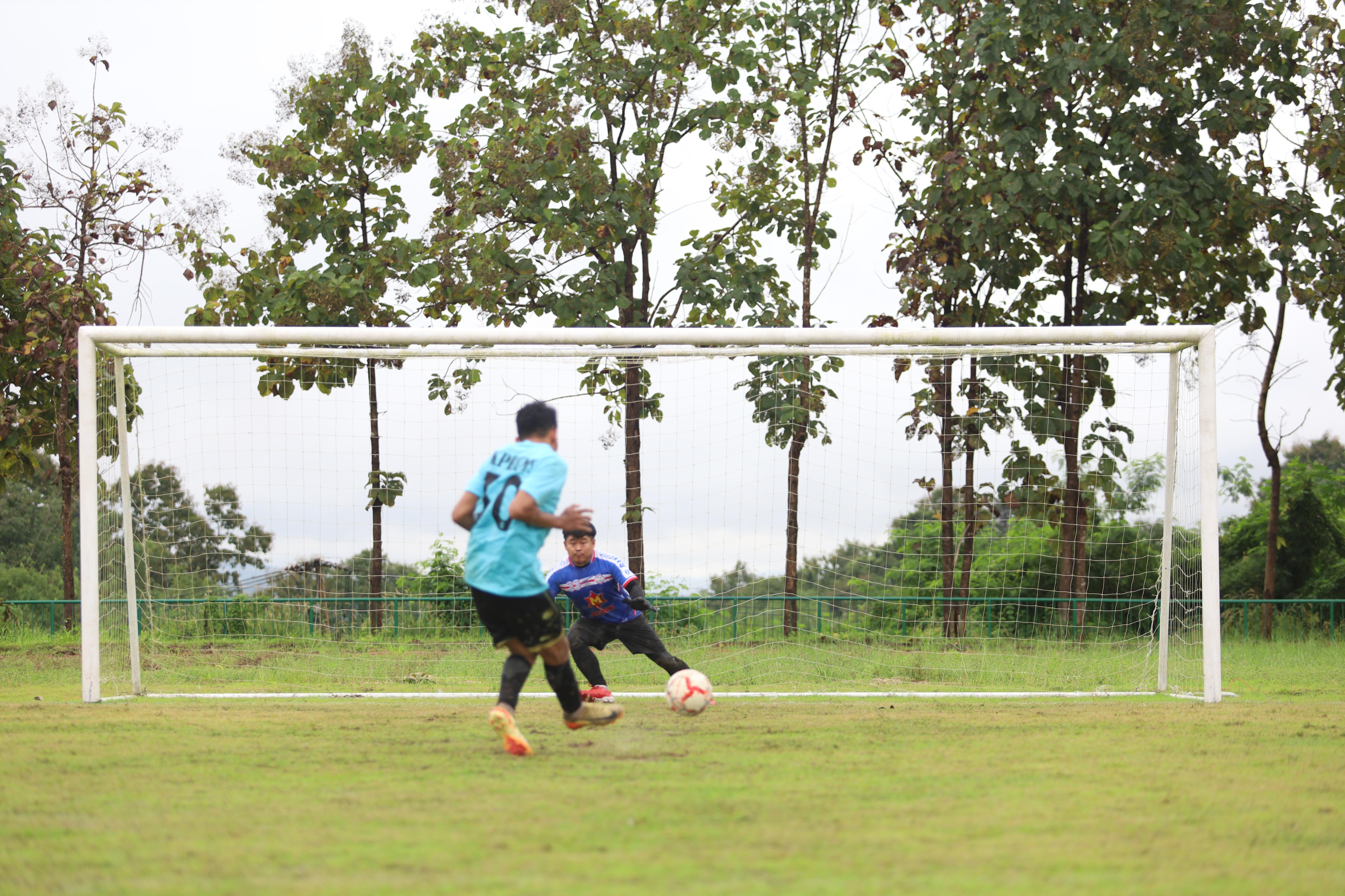 154. การแข่งขันกีฬาฟุตบอลสานสัมพันธ์ศิษย์เก่า