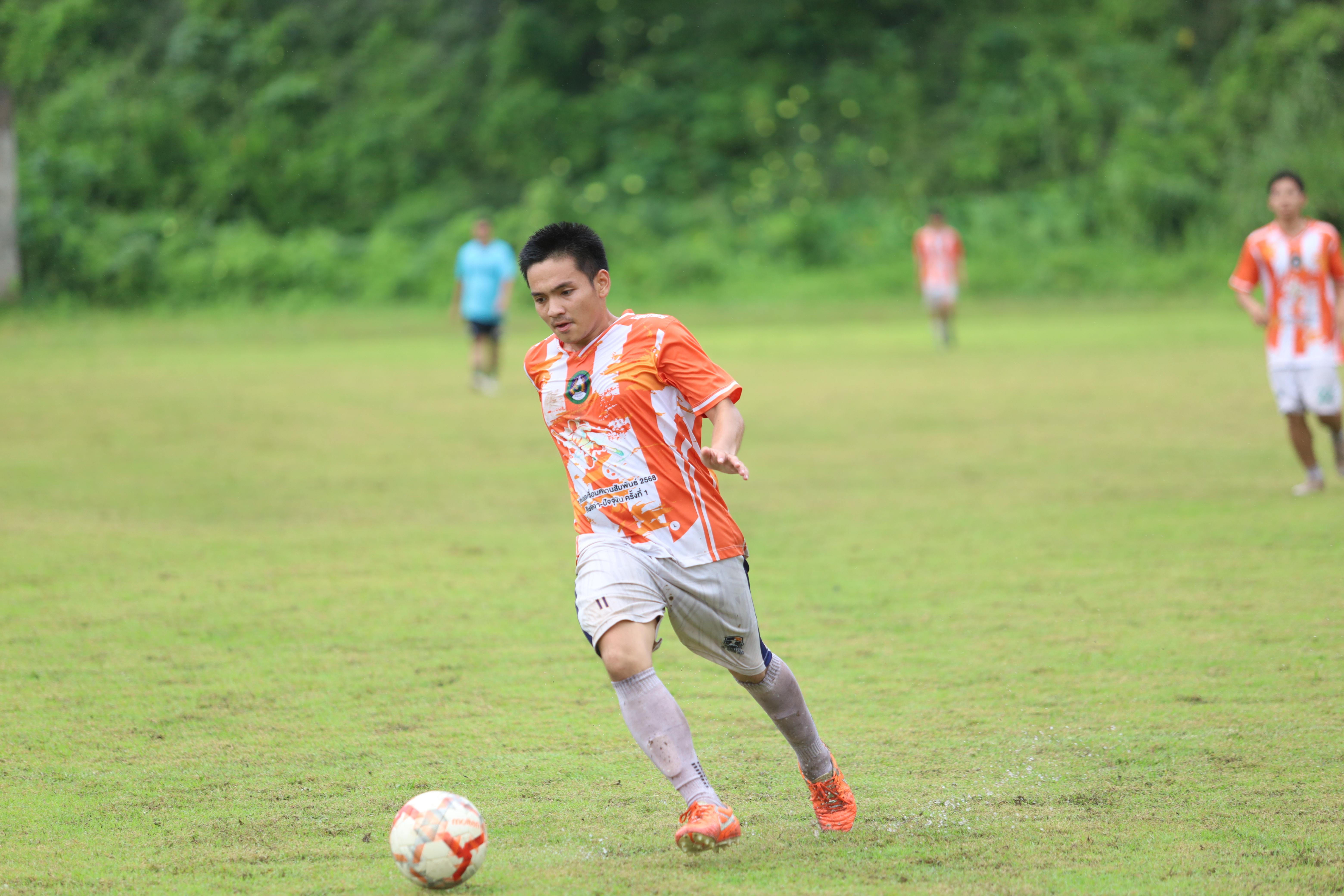 210. การแข่งขันกีฬาฟุตบอลสานสัมพันธ์ศิษย์เก่า