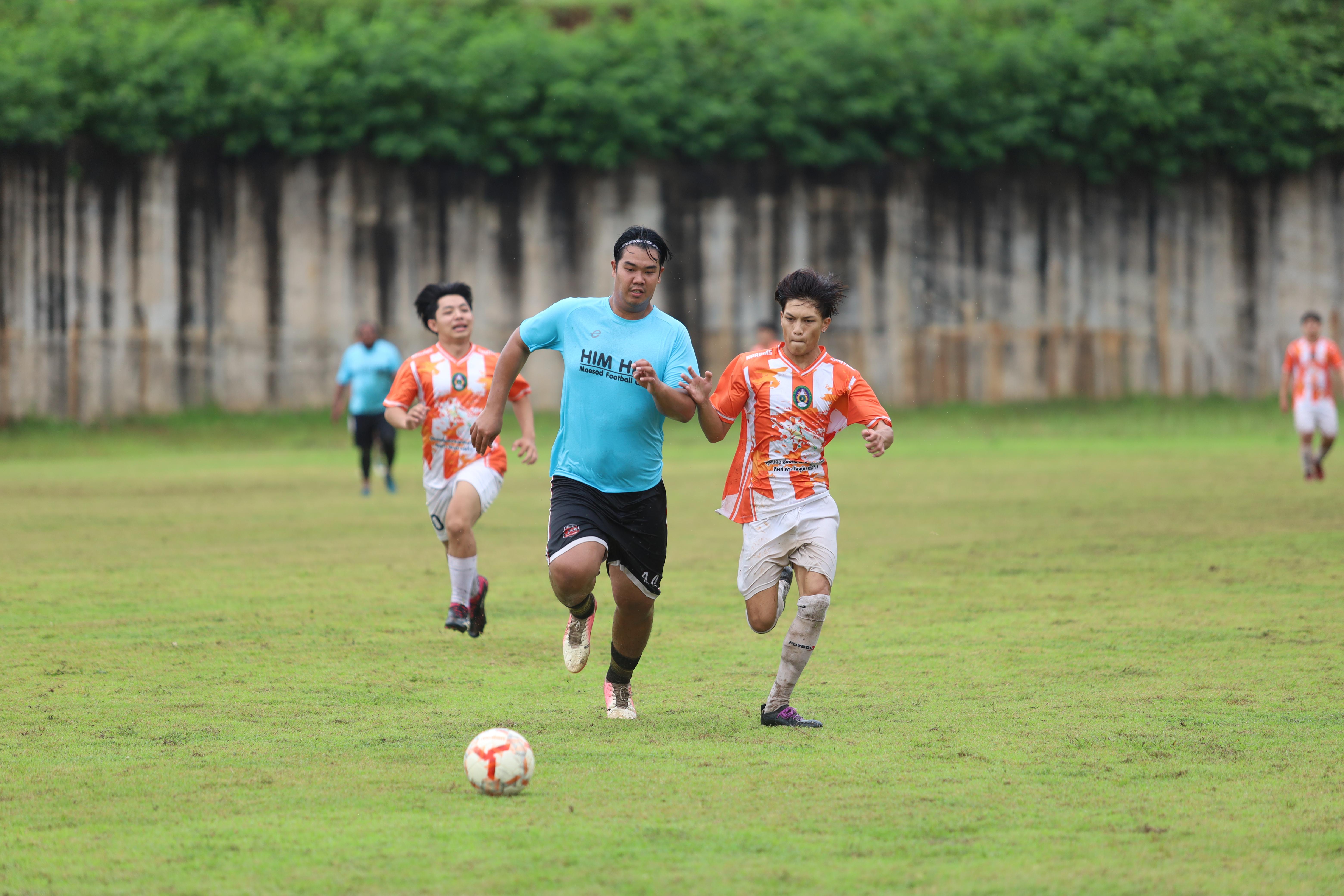 228. การแข่งขันกีฬาฟุตบอลสานสัมพันธ์ศิษย์เก่า