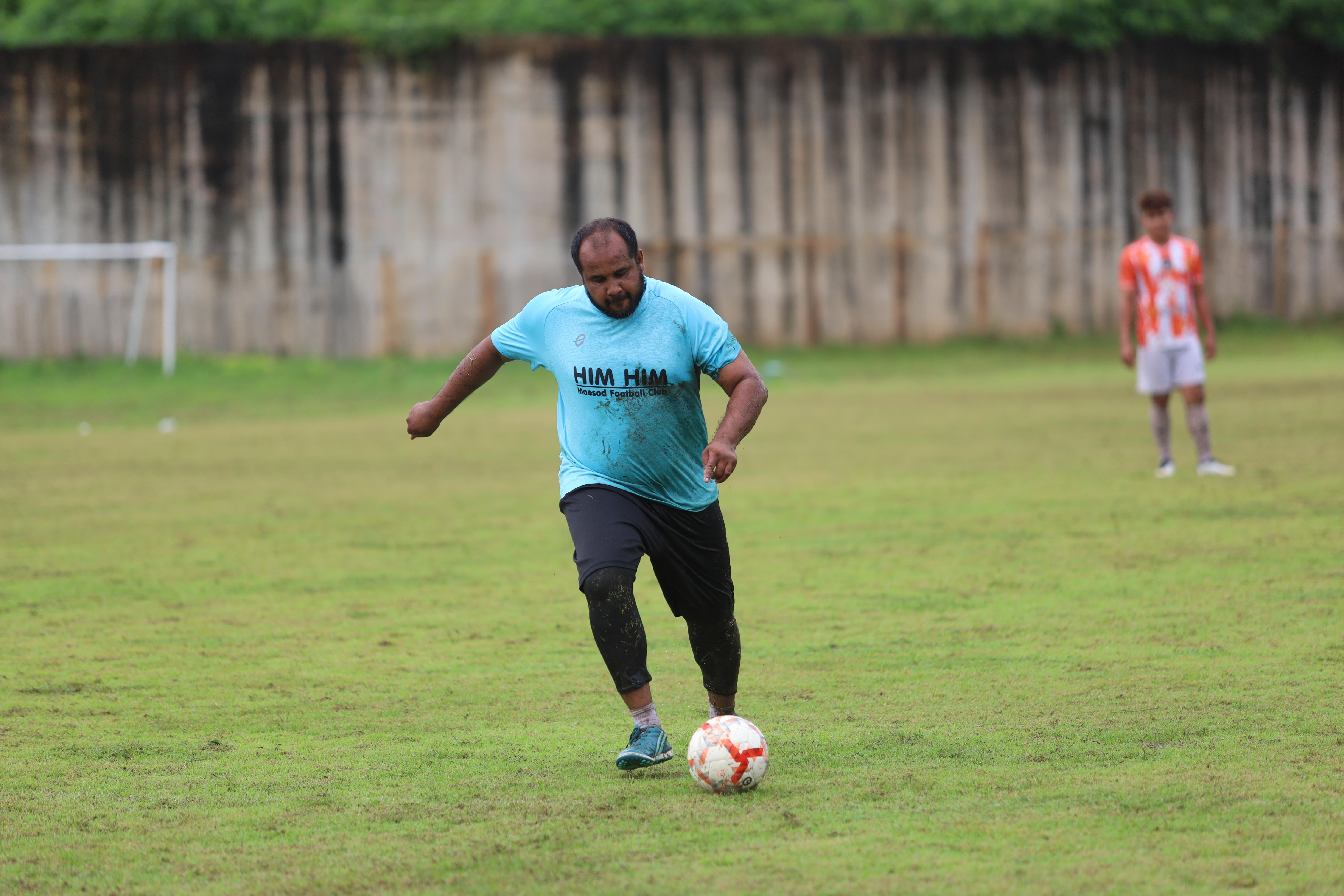 230. การแข่งขันกีฬาฟุตบอลสานสัมพันธ์ศิษย์เก่า
