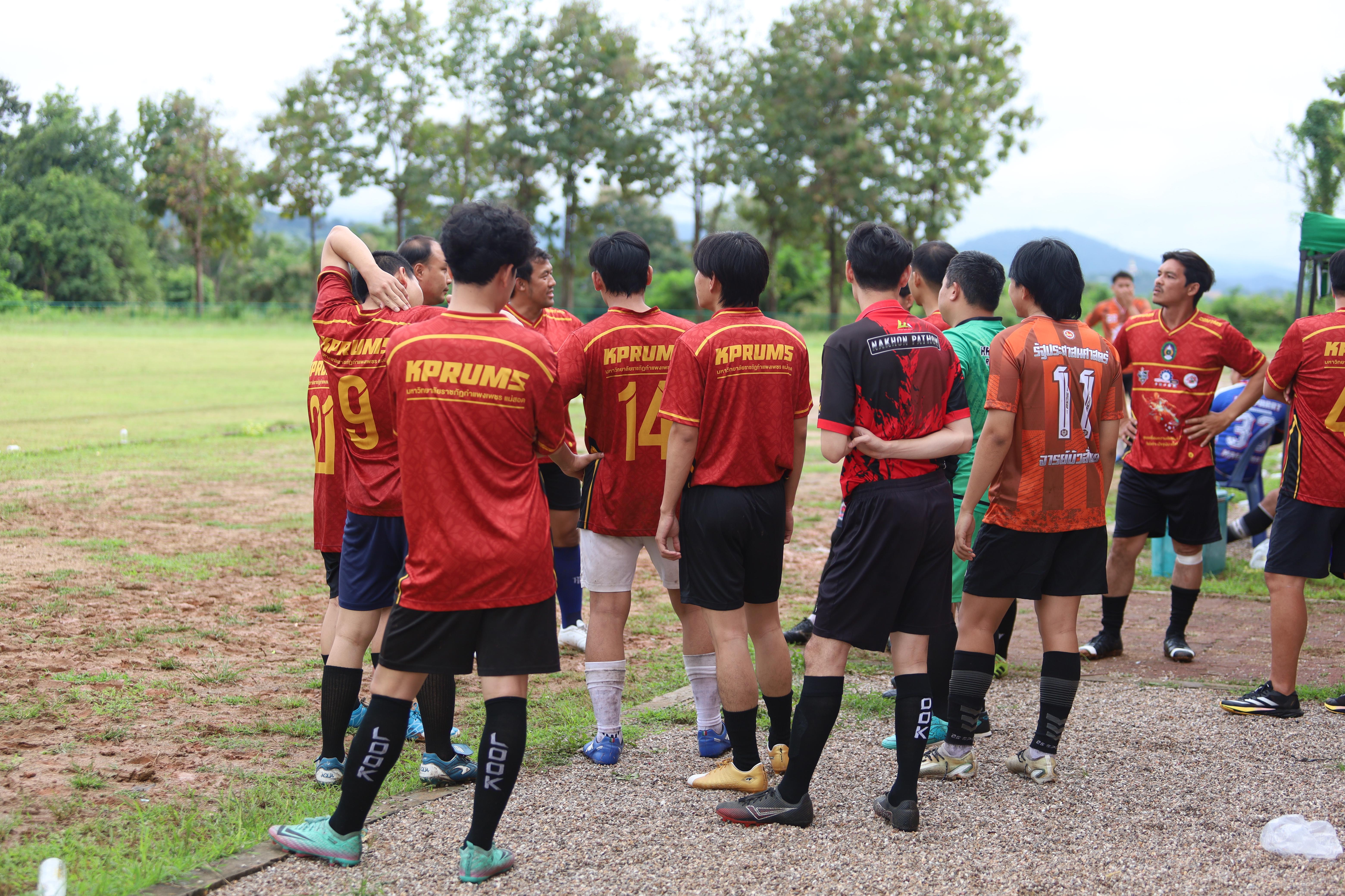 243. การแข่งขันกีฬาฟุตบอลสานสัมพันธ์ศิษย์เก่า