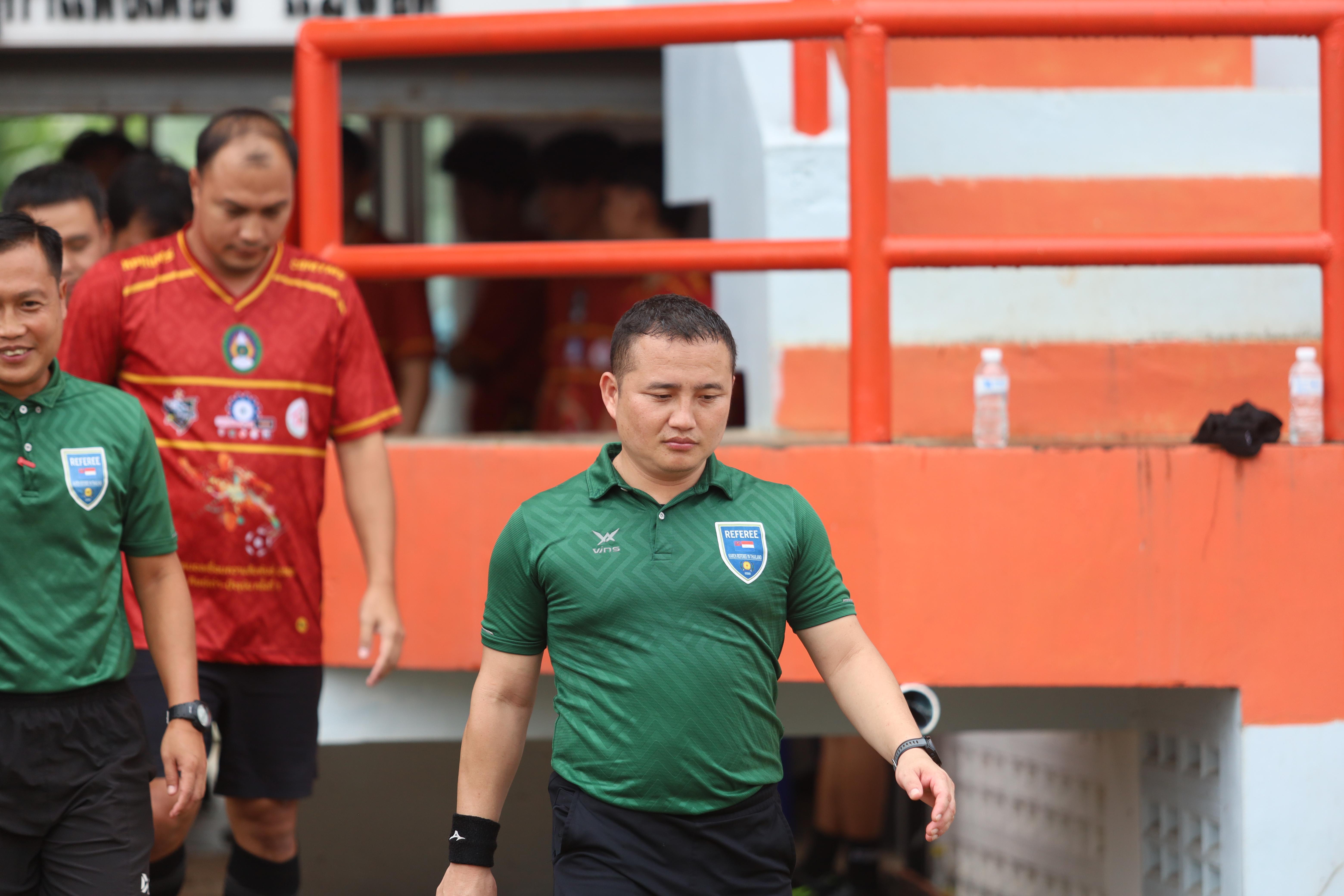 251. การแข่งขันกีฬาฟุตบอลสานสัมพันธ์ศิษย์เก่า