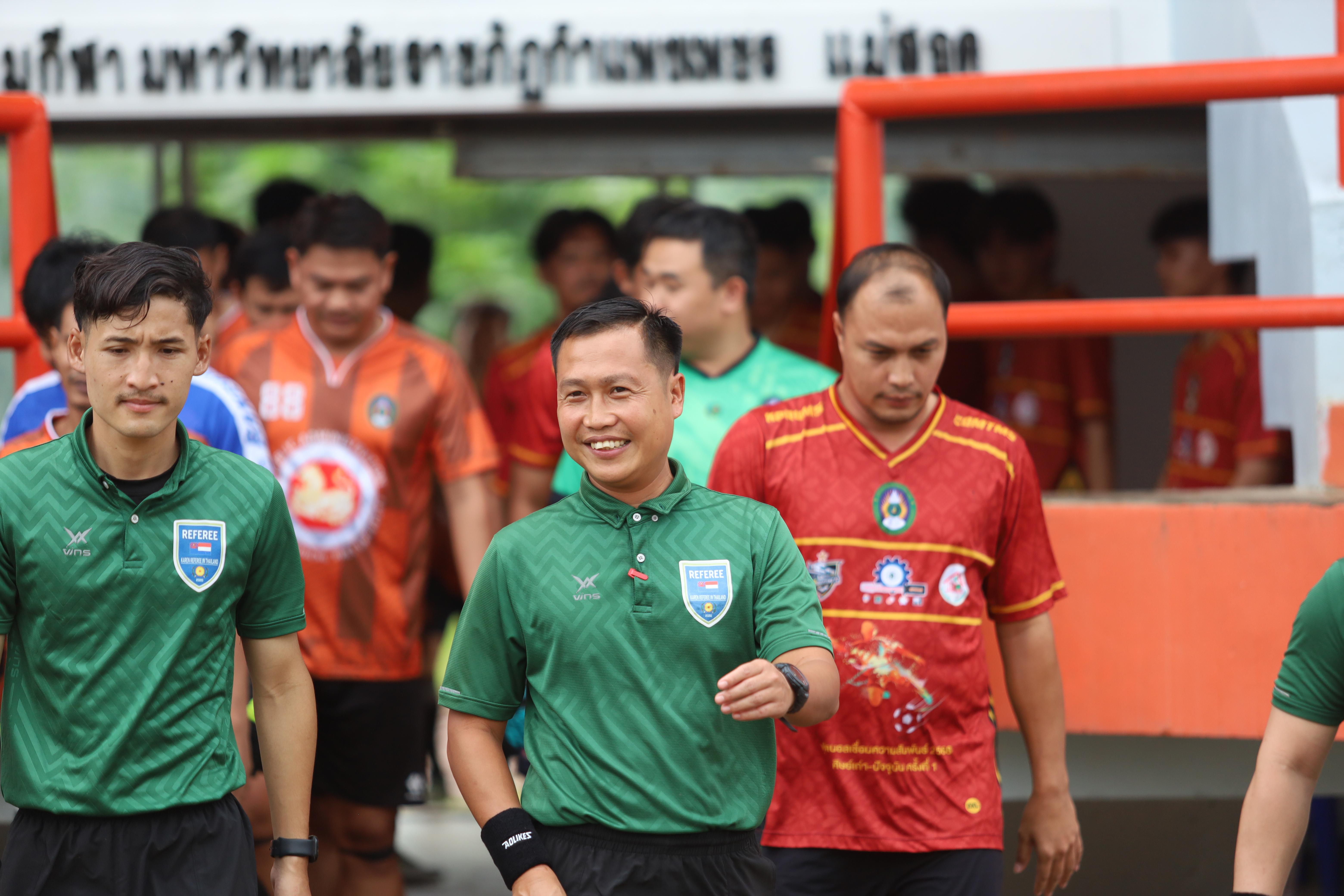 252. การแข่งขันกีฬาฟุตบอลสานสัมพันธ์ศิษย์เก่า