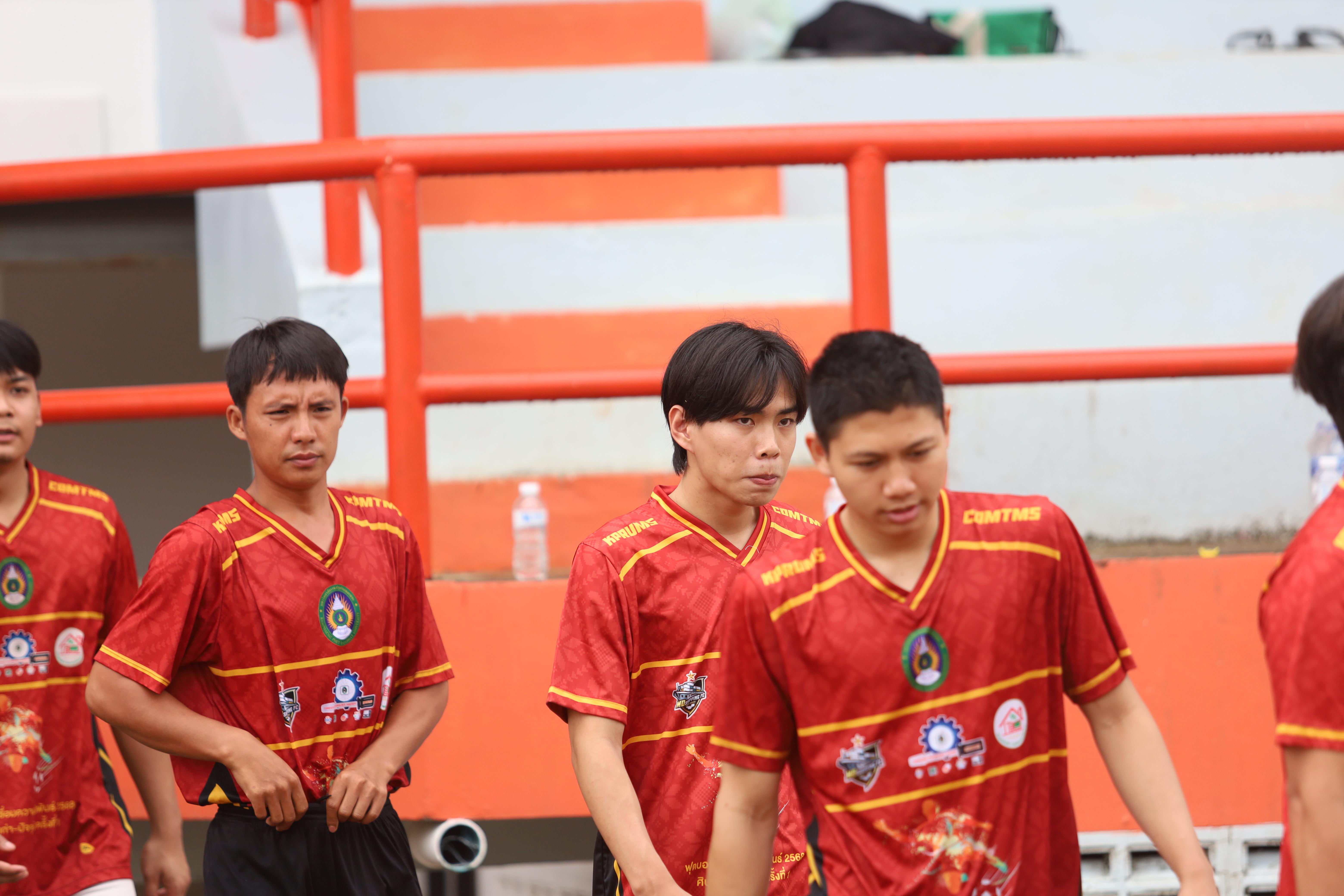 256. การแข่งขันกีฬาฟุตบอลสานสัมพันธ์ศิษย์เก่า