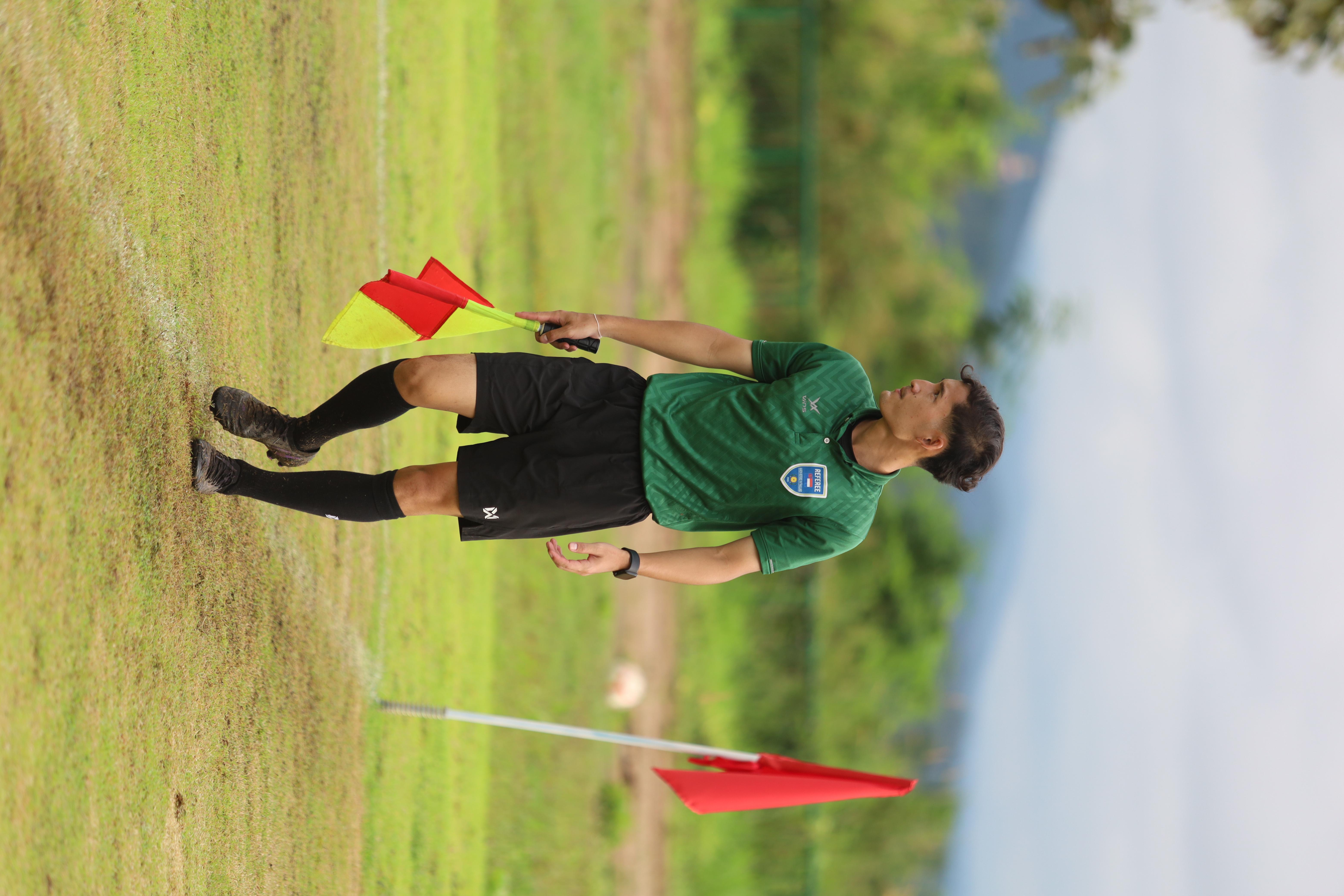 285. การแข่งขันกีฬาฟุตบอลสานสัมพันธ์ศิษย์เก่า