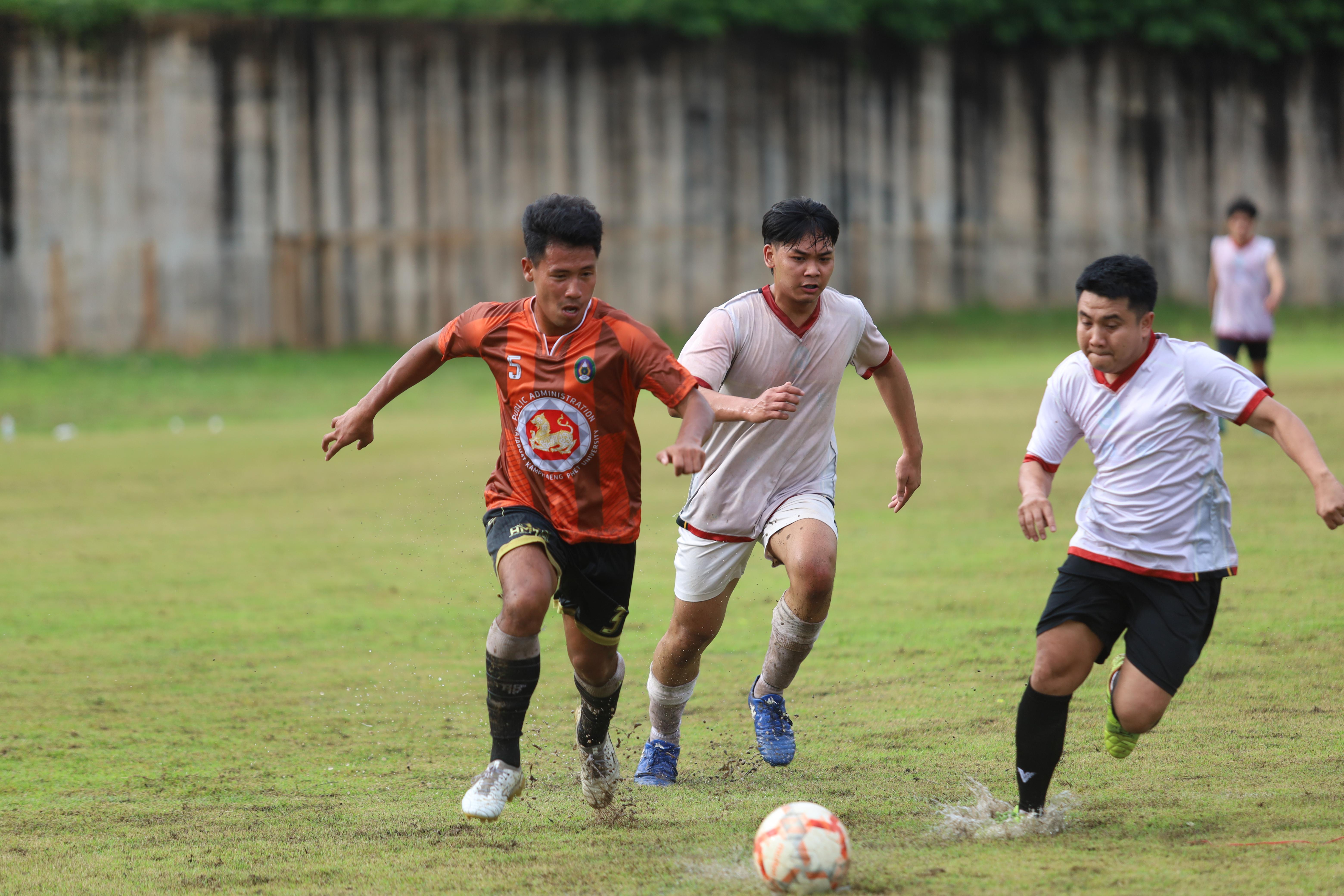 288. การแข่งขันกีฬาฟุตบอลสานสัมพันธ์ศิษย์เก่า