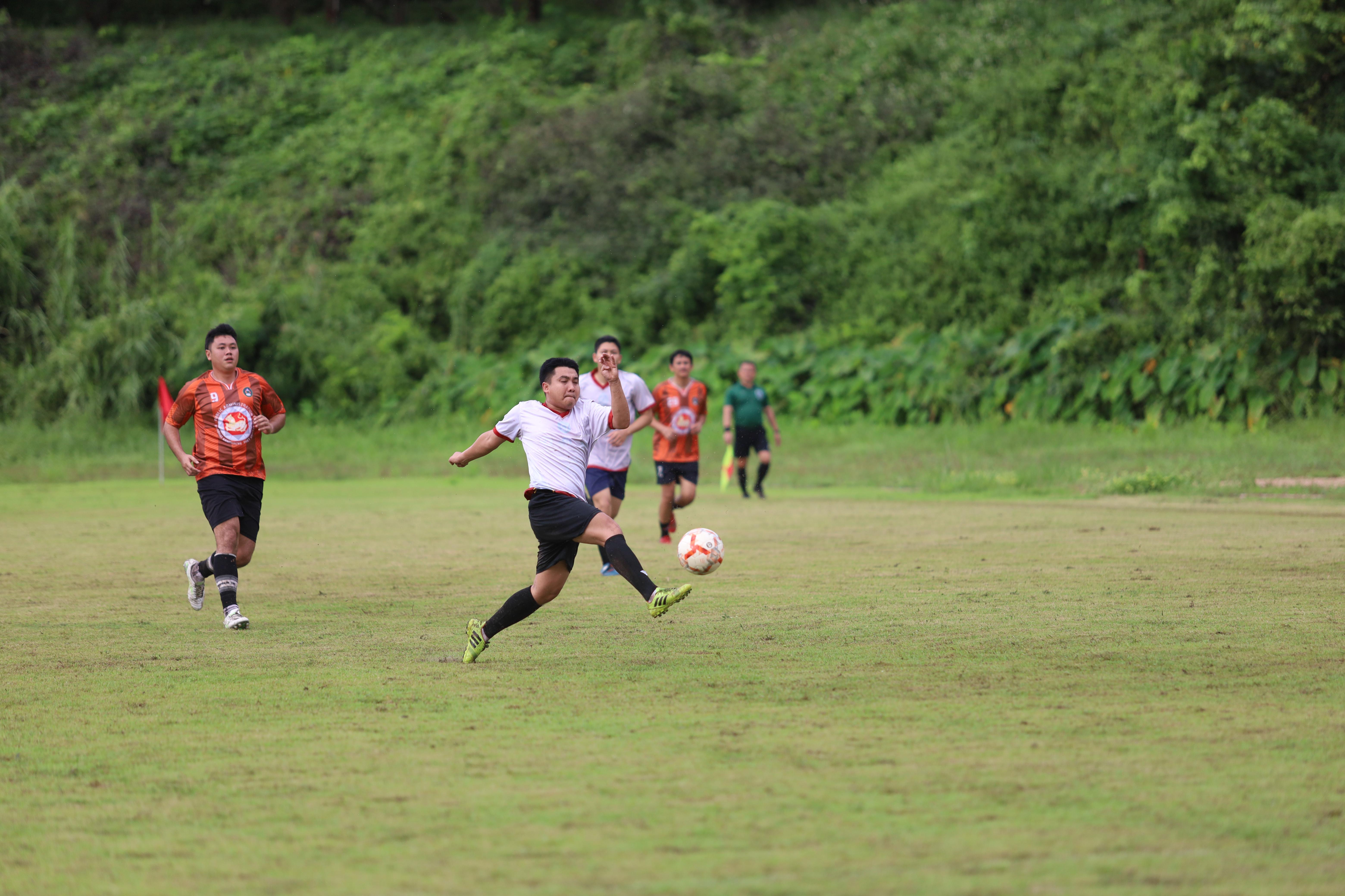 289. การแข่งขันกีฬาฟุตบอลสานสัมพันธ์ศิษย์เก่า