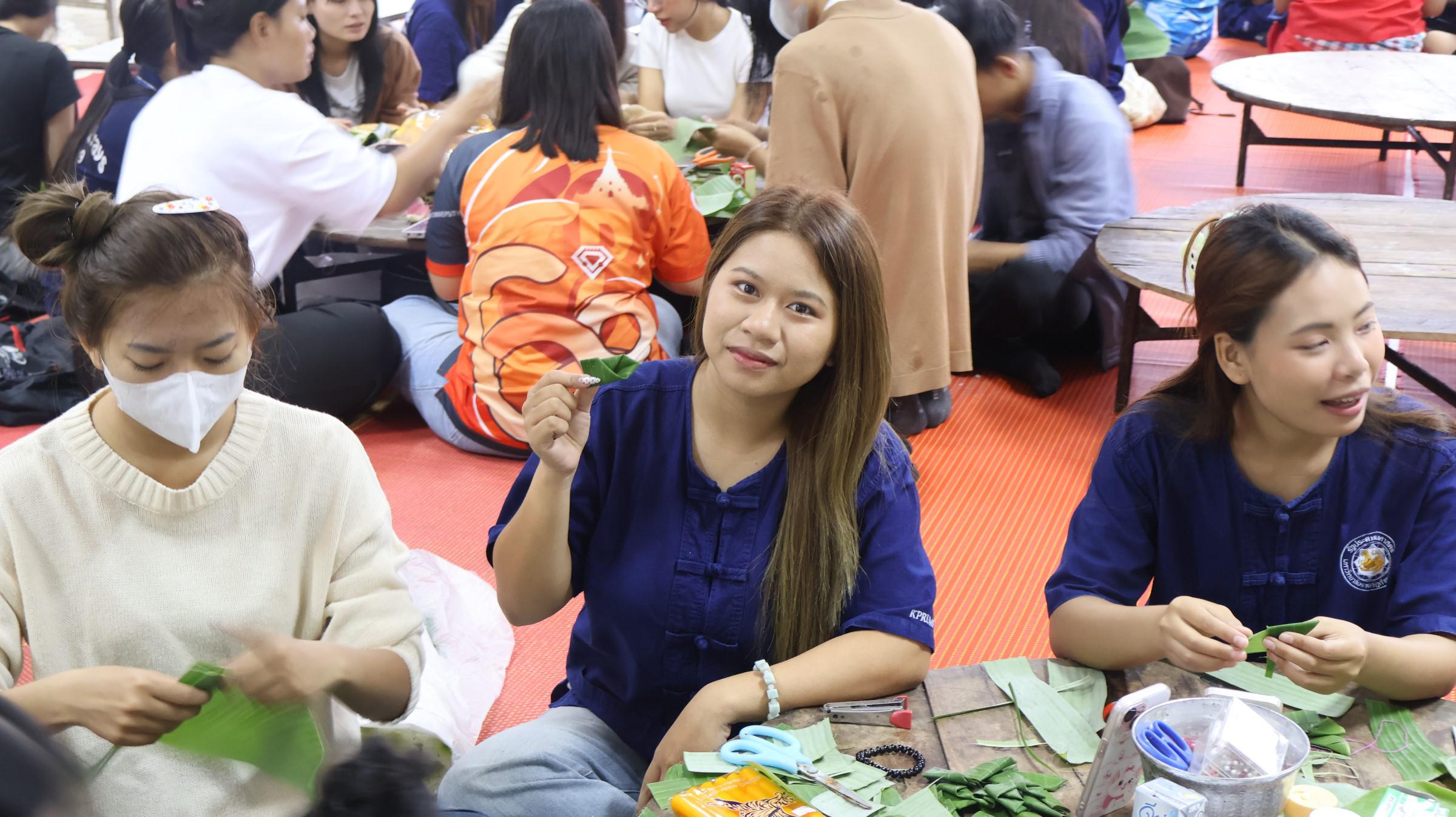 31. กิจกรรมวันลอยกระทง