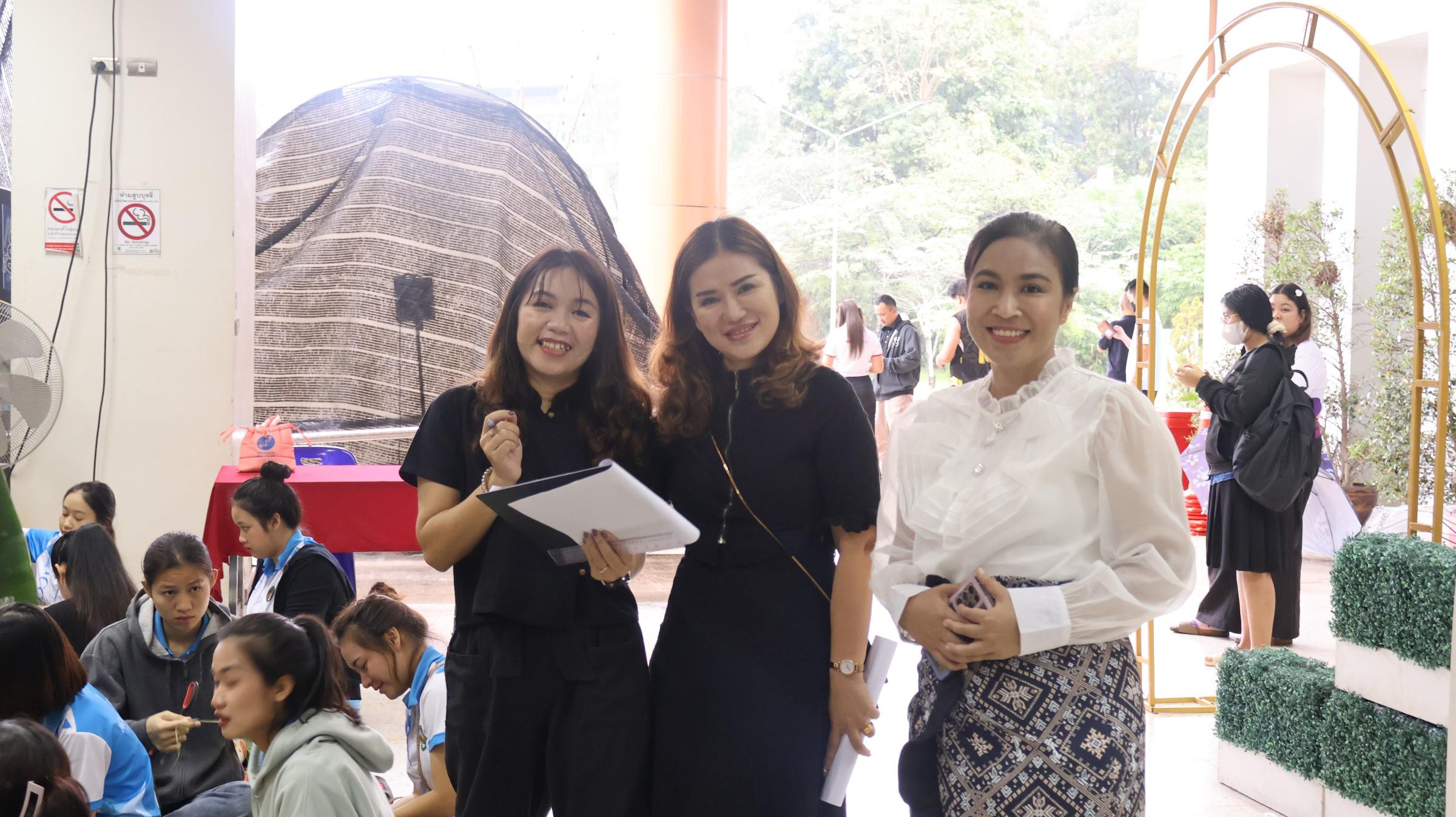 32. กิจกรรมวันลอยกระทง