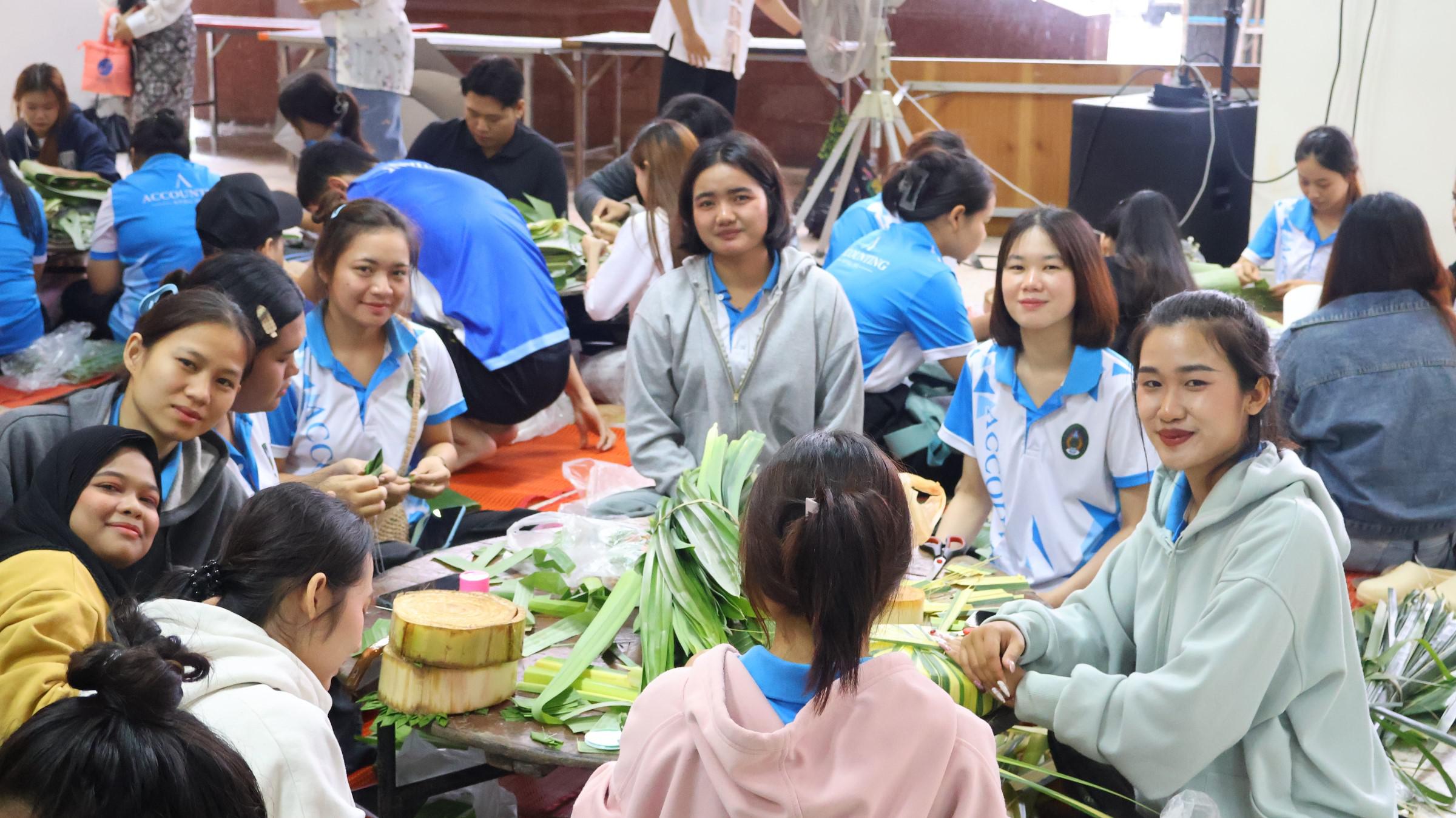 50. กิจกรรมวันลอยกระทง