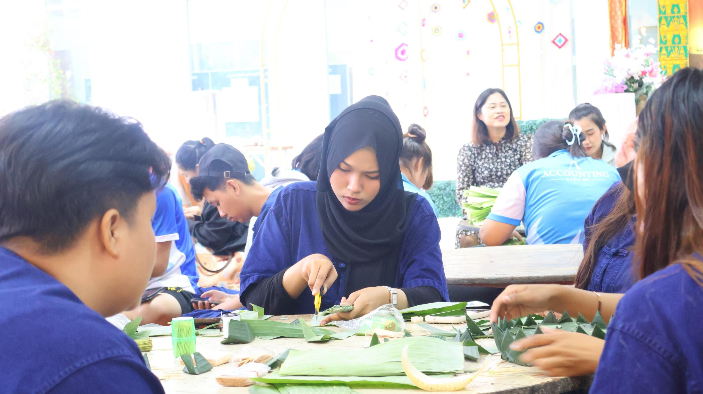 54. กิจกรรมวันลอยกระทง