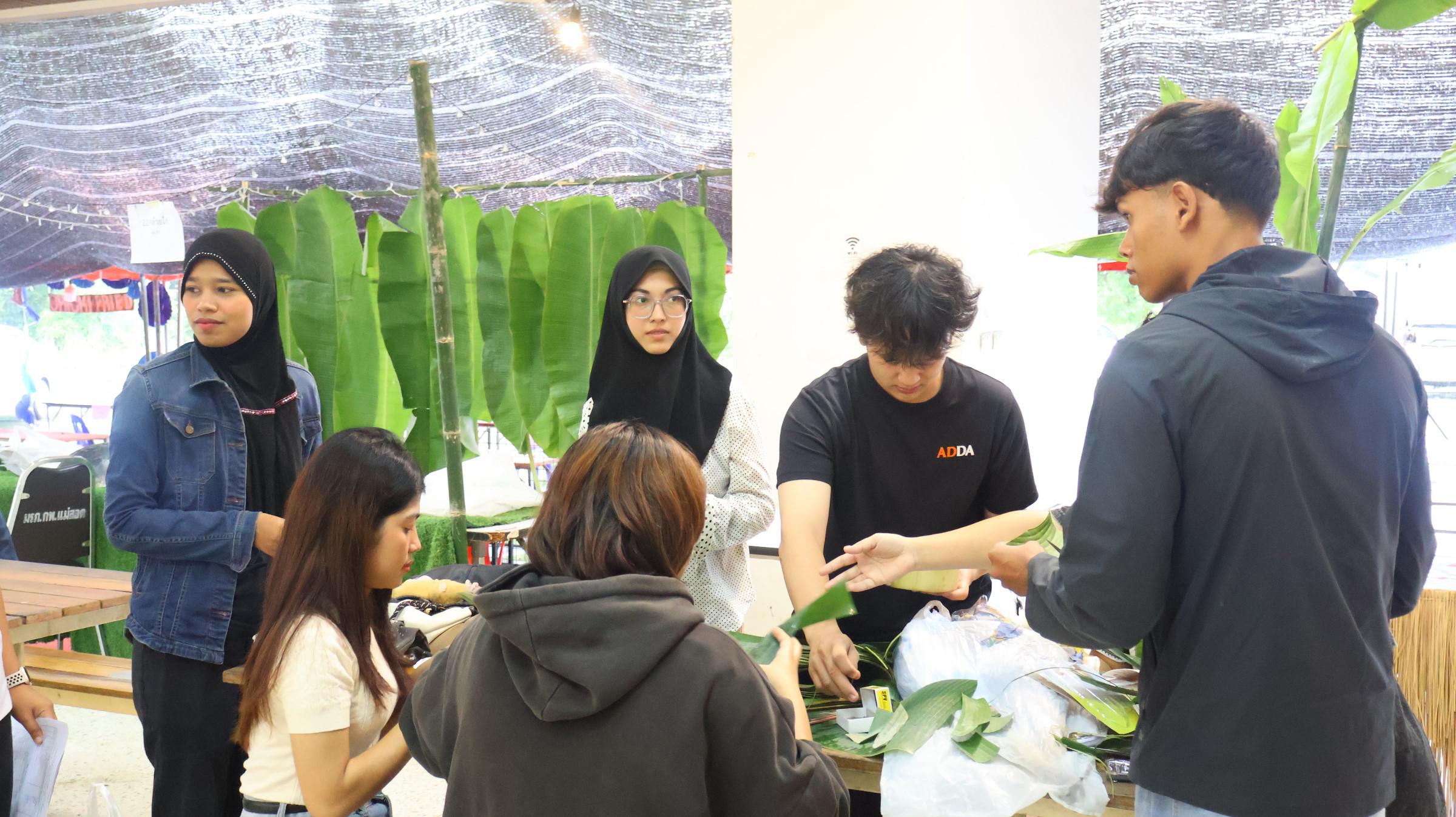 55. กิจกรรมวันลอยกระทง