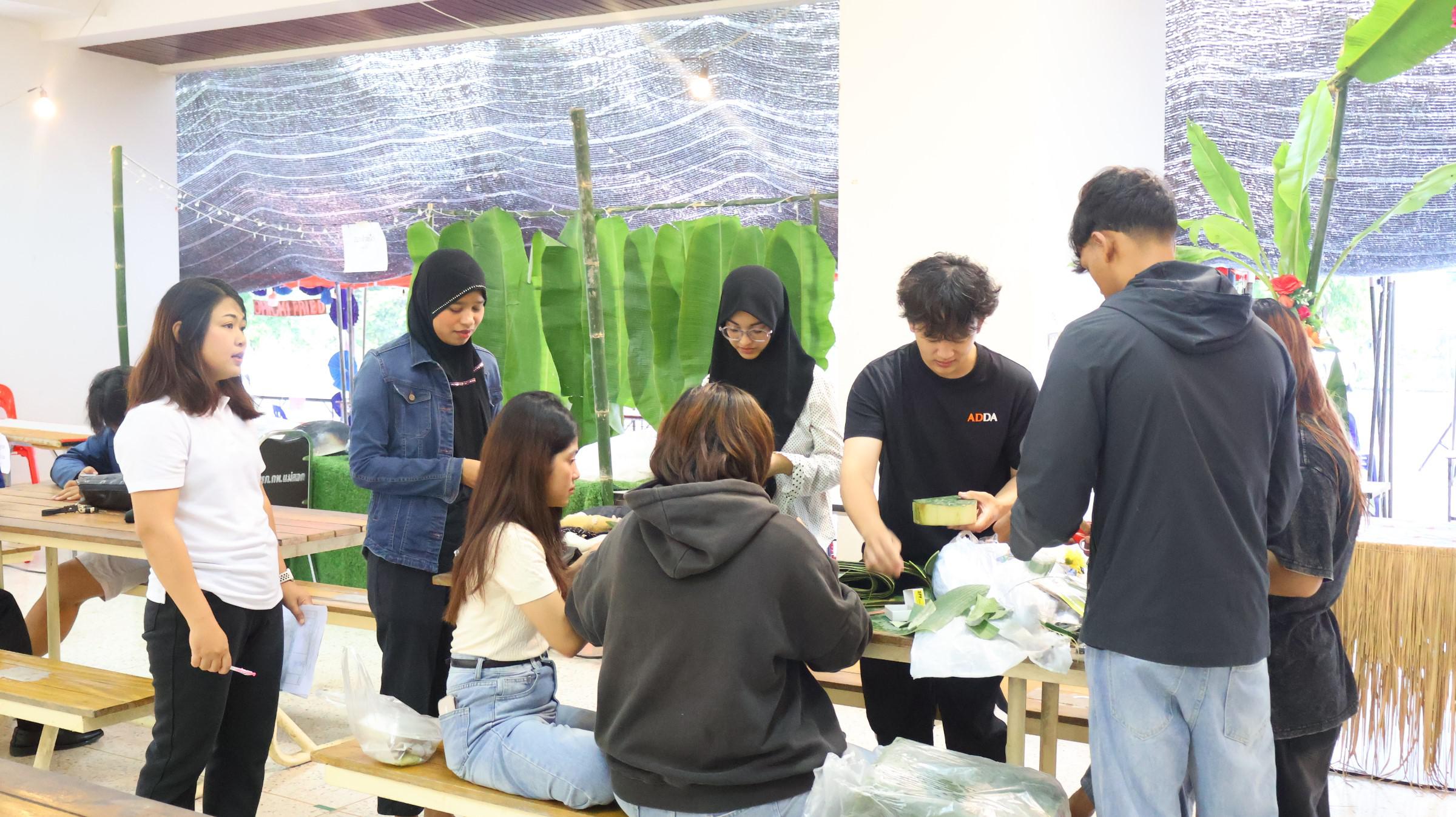 56. กิจกรรมวันลอยกระทง