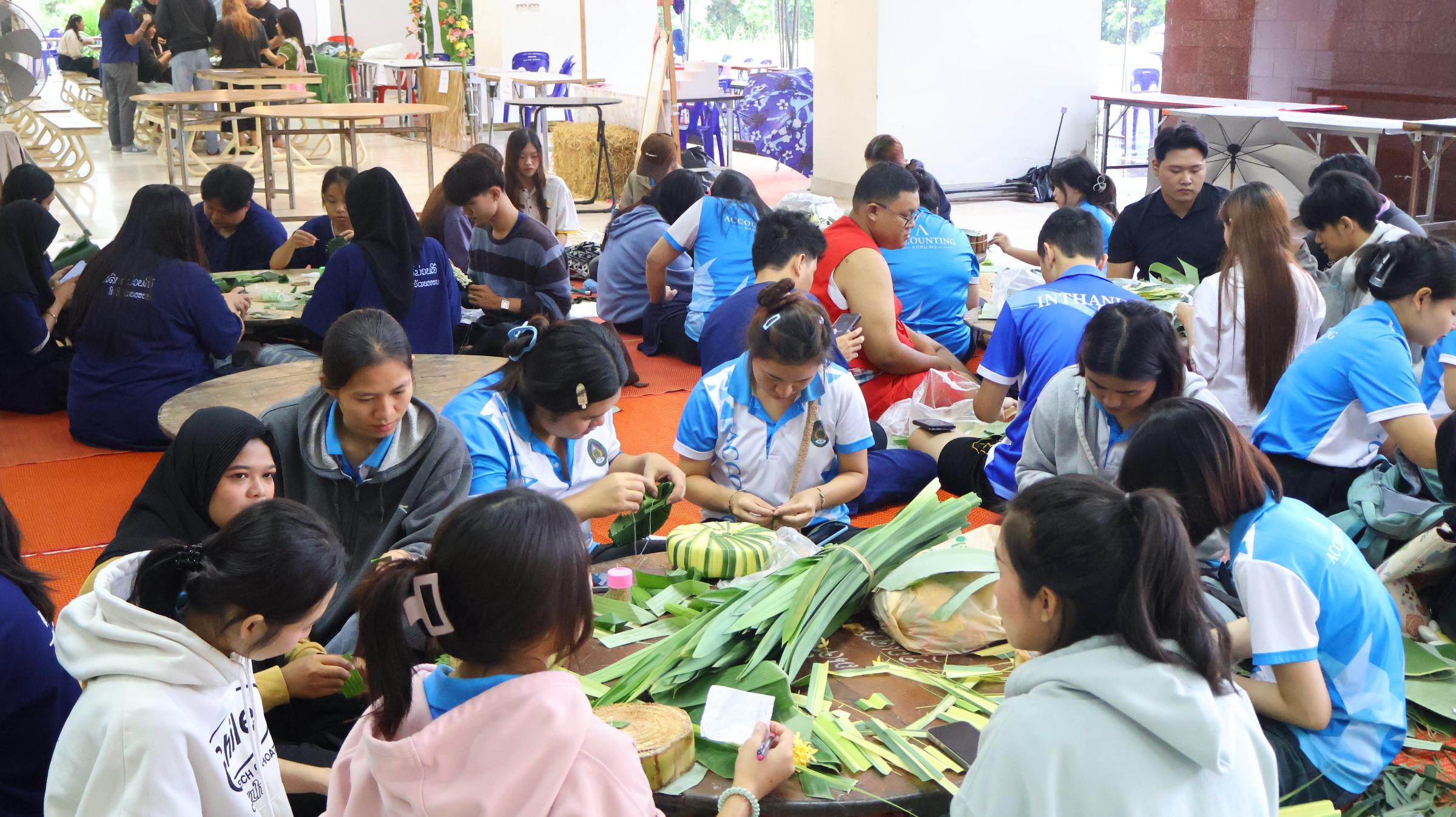 70. กิจกรรมวันลอยกระทง